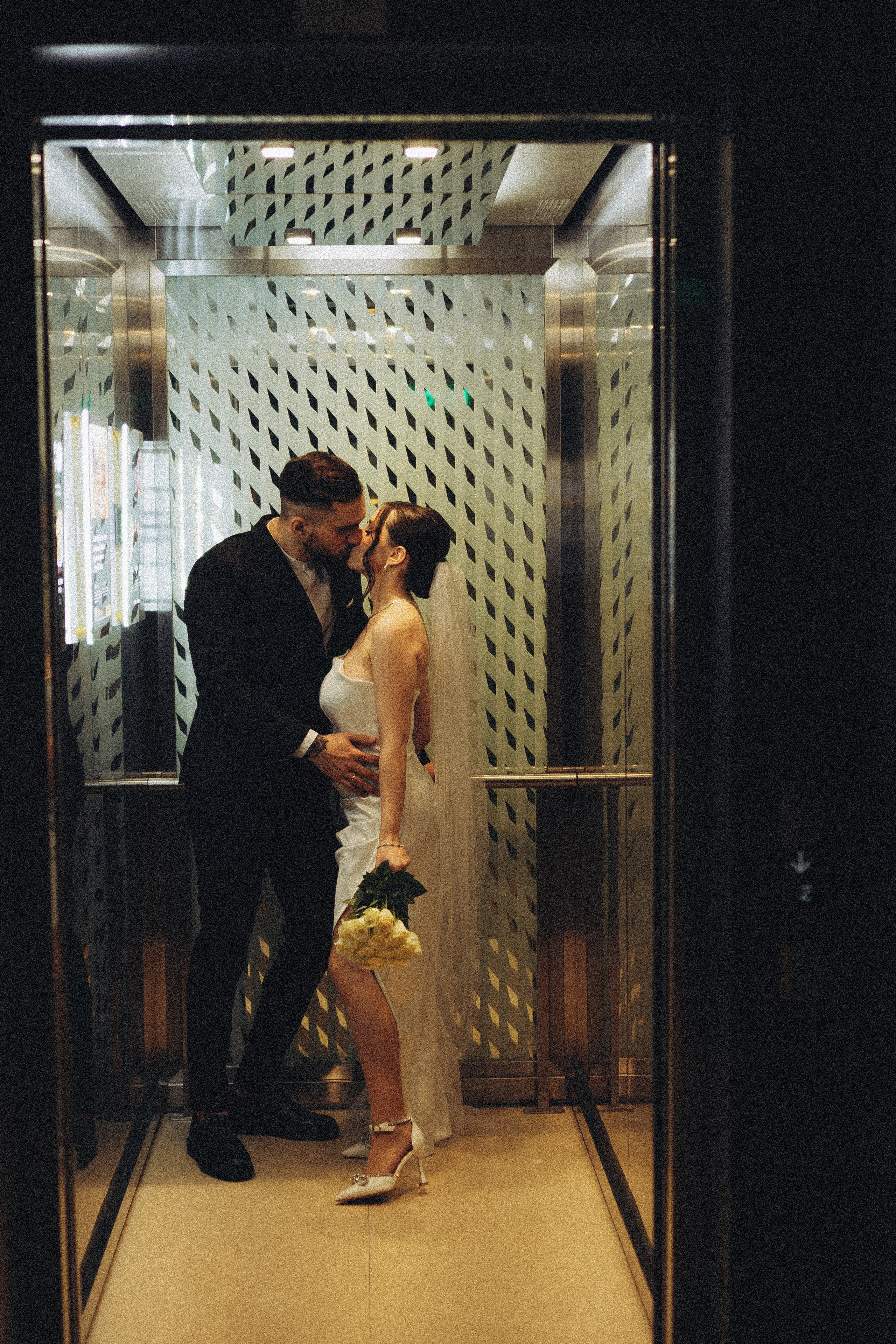 СВАДЕБНАЯ СЬЕМКА СБОРОВ ЖЕНИХА И НЕВЕСТЫ В ОТЕЛЕ И ТАКЖЕ ФОТОСЕССИИЯ В ОТЕЛЕЕ МЕГАПОЛИС БРЯНСК. Профессиональный фотограф, Санкт-Петербург — Виктория Богомолова