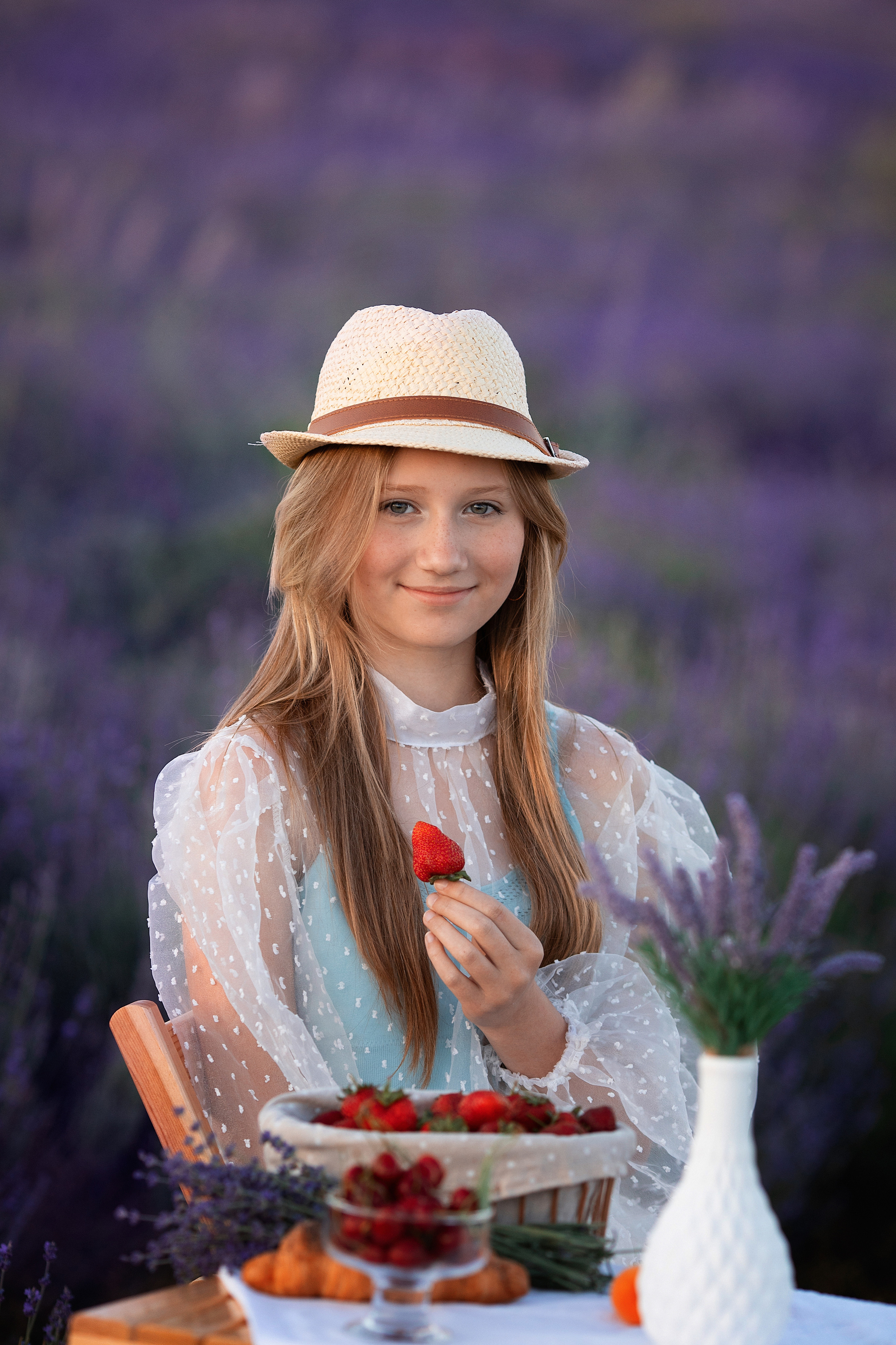 Яркая фотосессия в лаванде. Художественный фотограф Анапа Александра Долбикова