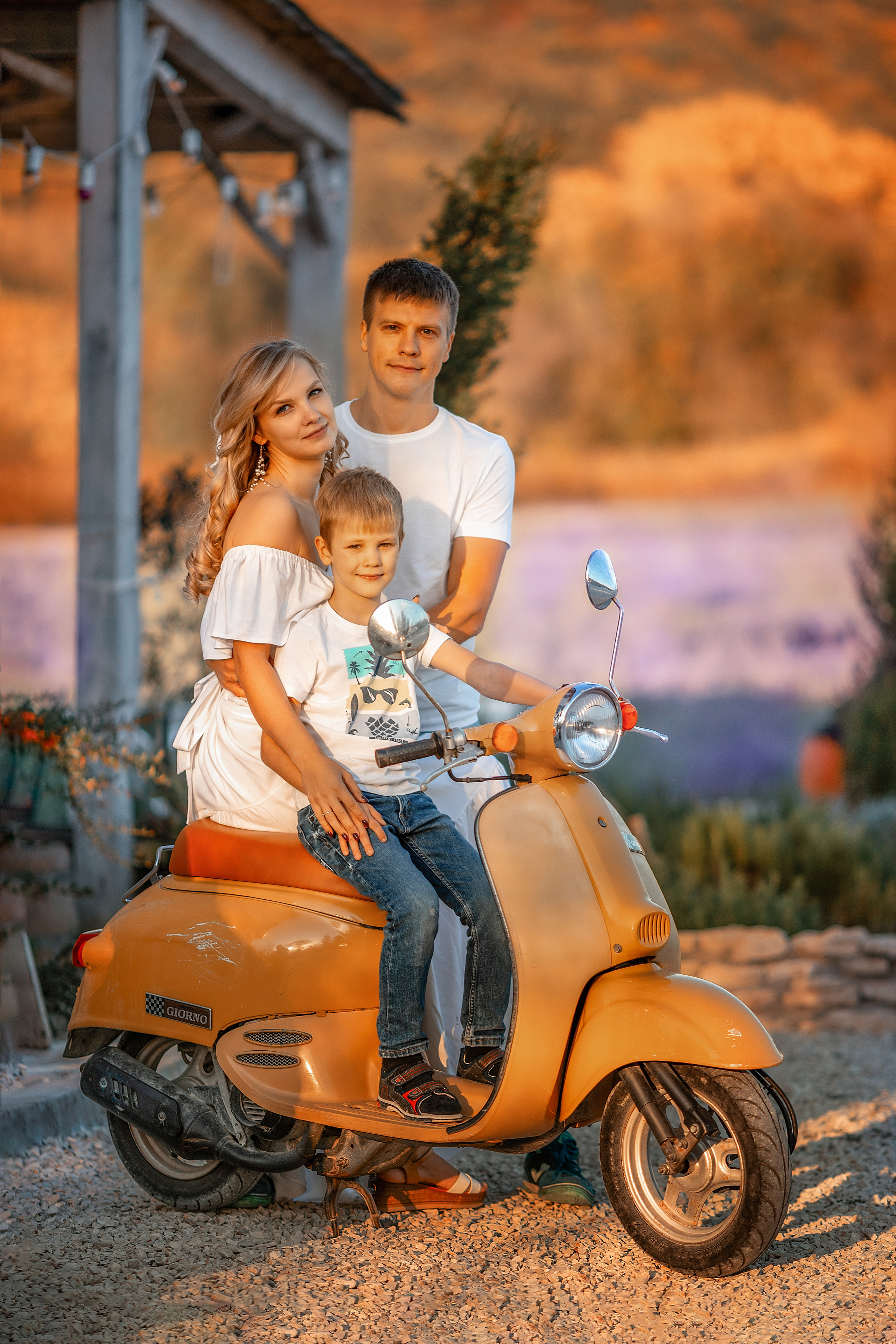 Яркая фотосессия в лаванде. Художественный фотограф Анапа Александра Долбикова