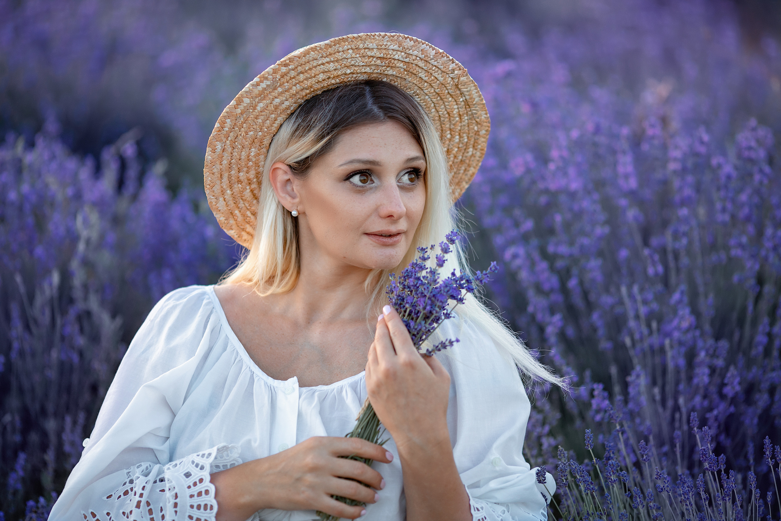 Яркая фотосессия в лаванде. Художественный фотограф Анапа Александра Долбикова