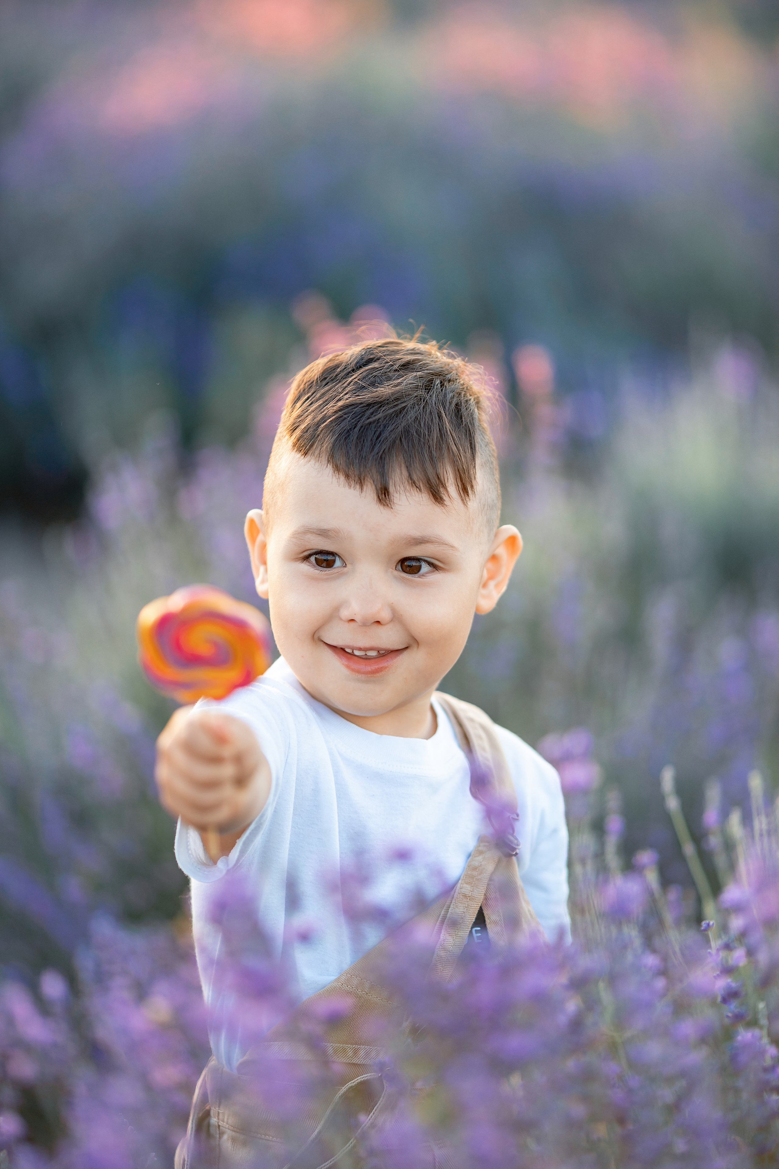 Яркая фотосессия в лаванде. Художественный фотограф Анапа Александра Долбикова
