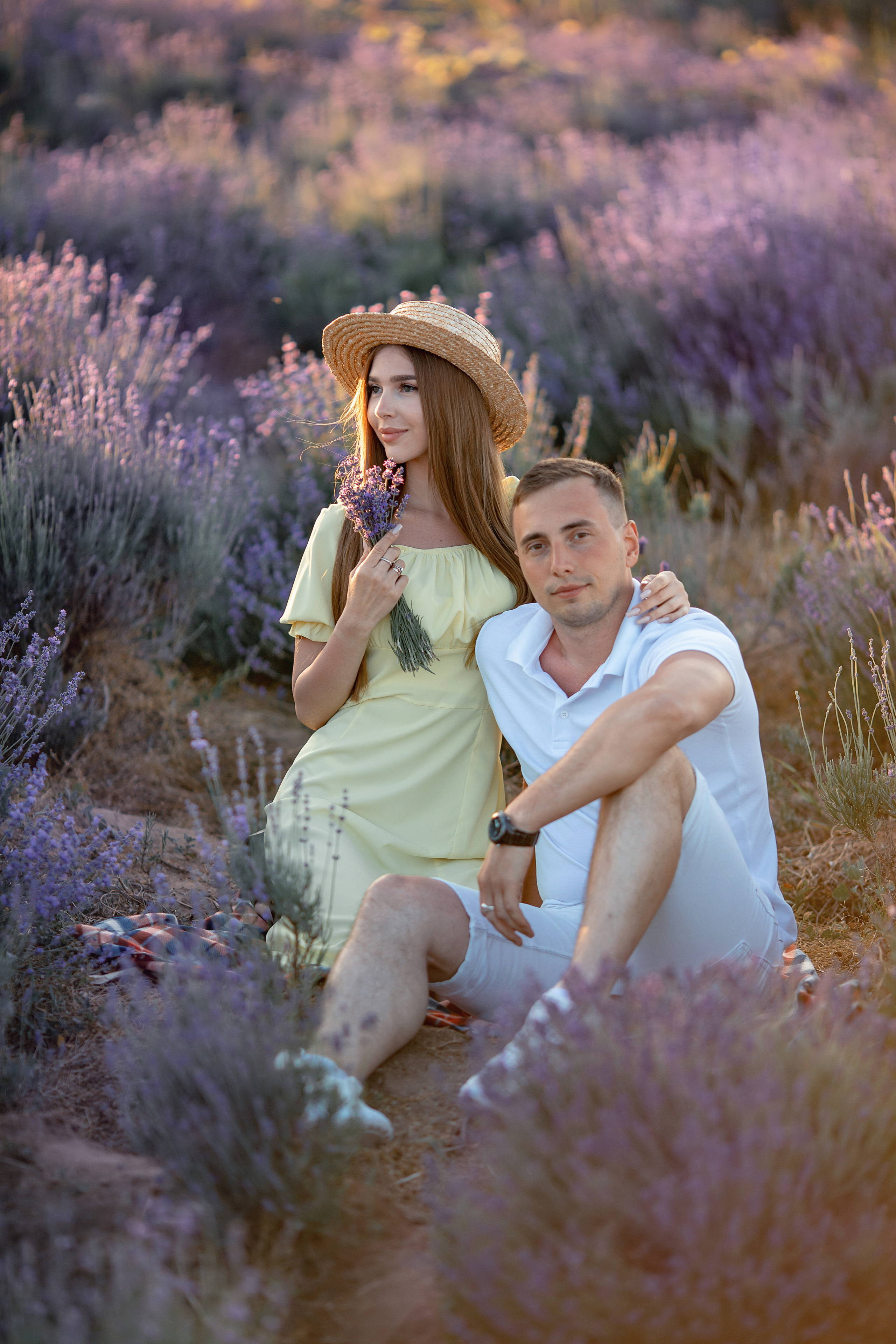 Яркая фотосессия в лаванде. Художественный фотограф Анапа Александра Долбикова