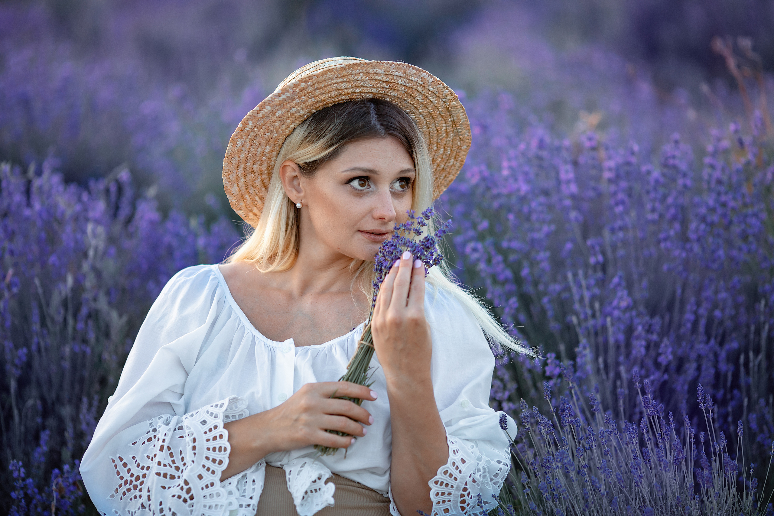 Яркая фотосессия в лаванде. Художественный фотограф Анапа Александра Долбикова