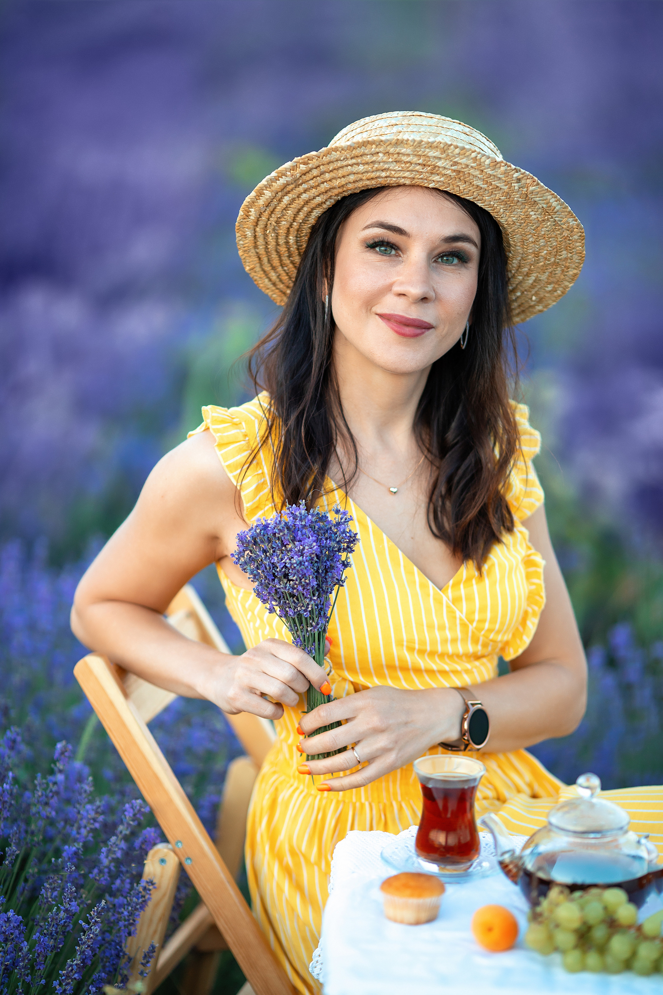 Яркая фотосессия в лаванде. Художественный фотограф Анапа Александра Долбикова