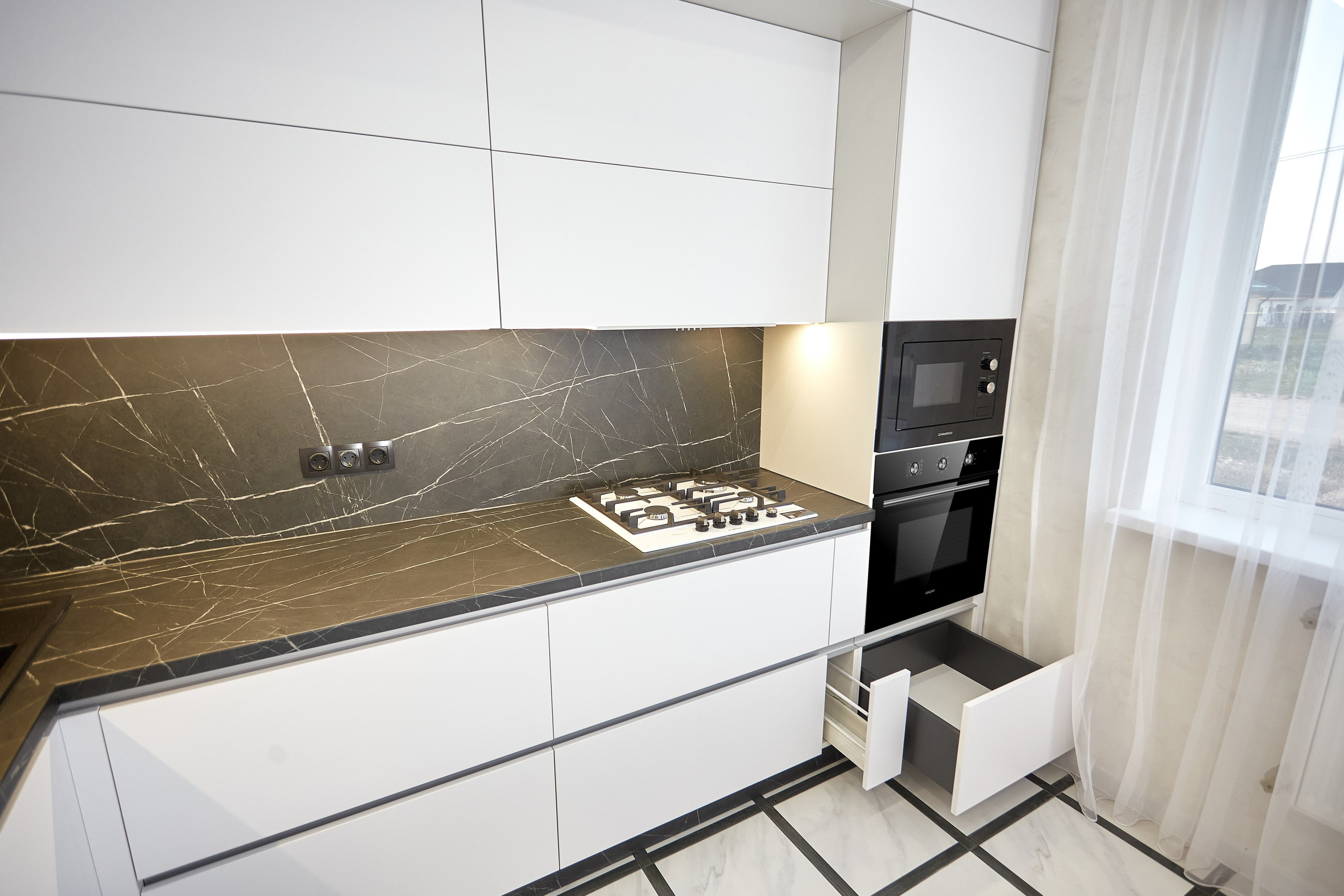 Лаконичная кухня. Мебель под заказ. Дрогичин