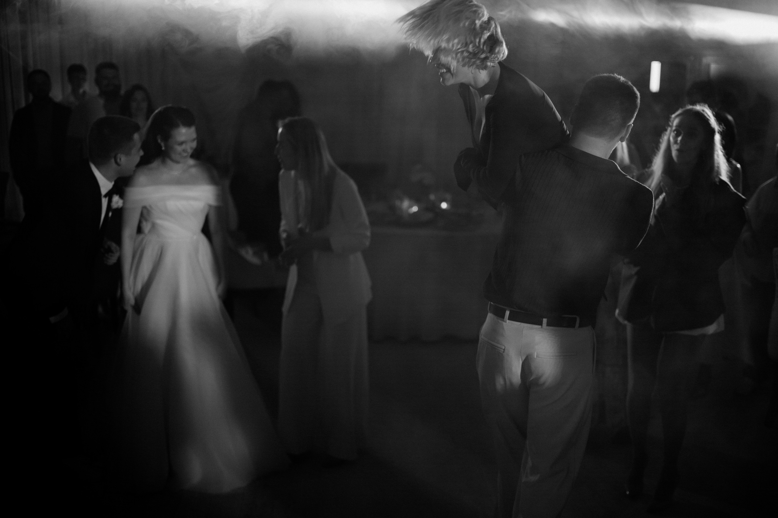 Аня и Саша. Свадьба в Юдино парк. Свадебный и портретный фотограф в Москве Анастасия Масюк