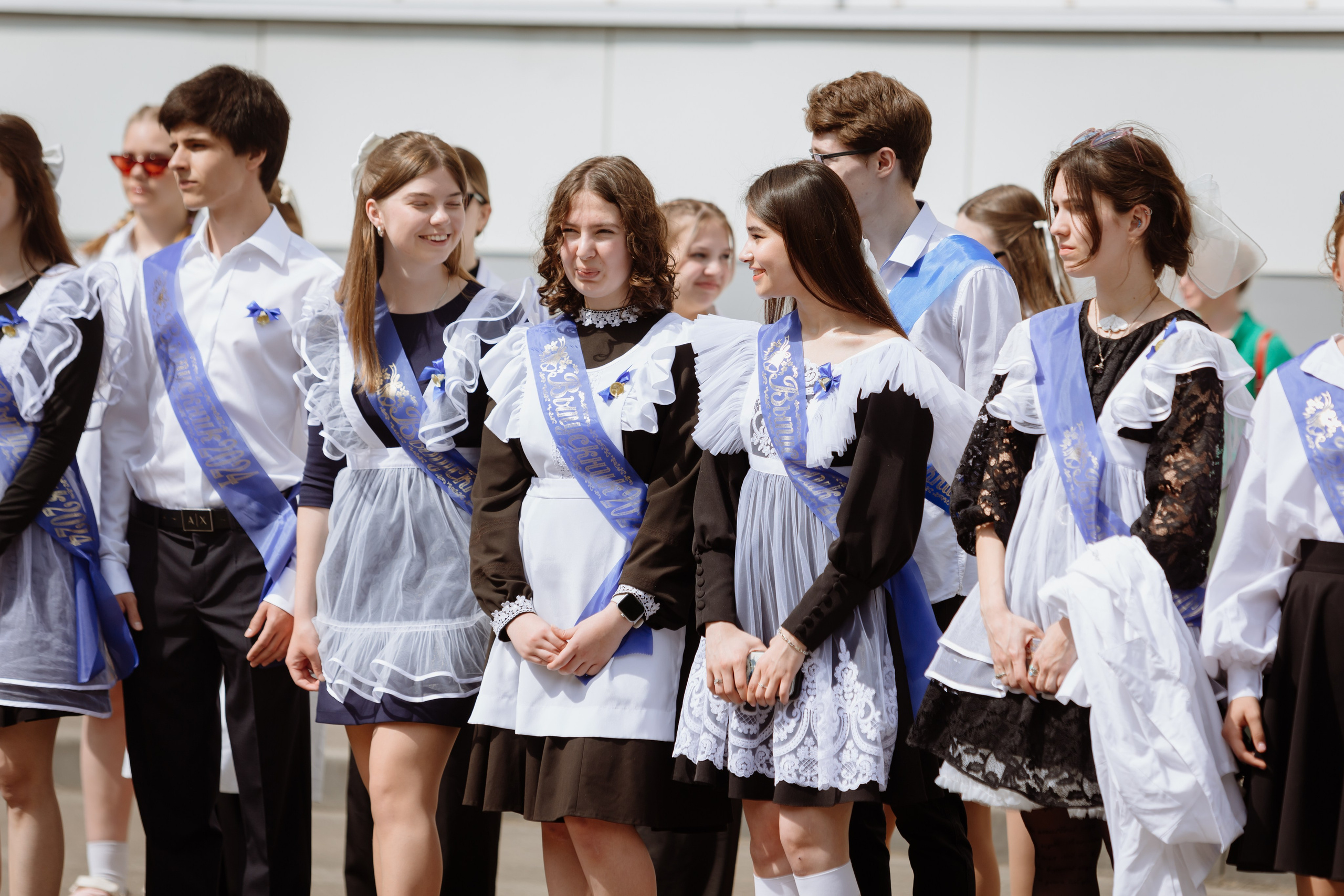 Последний звонок 2024 (3 часа фотосъемки). Профессиональный фотограф Надежда Антонова