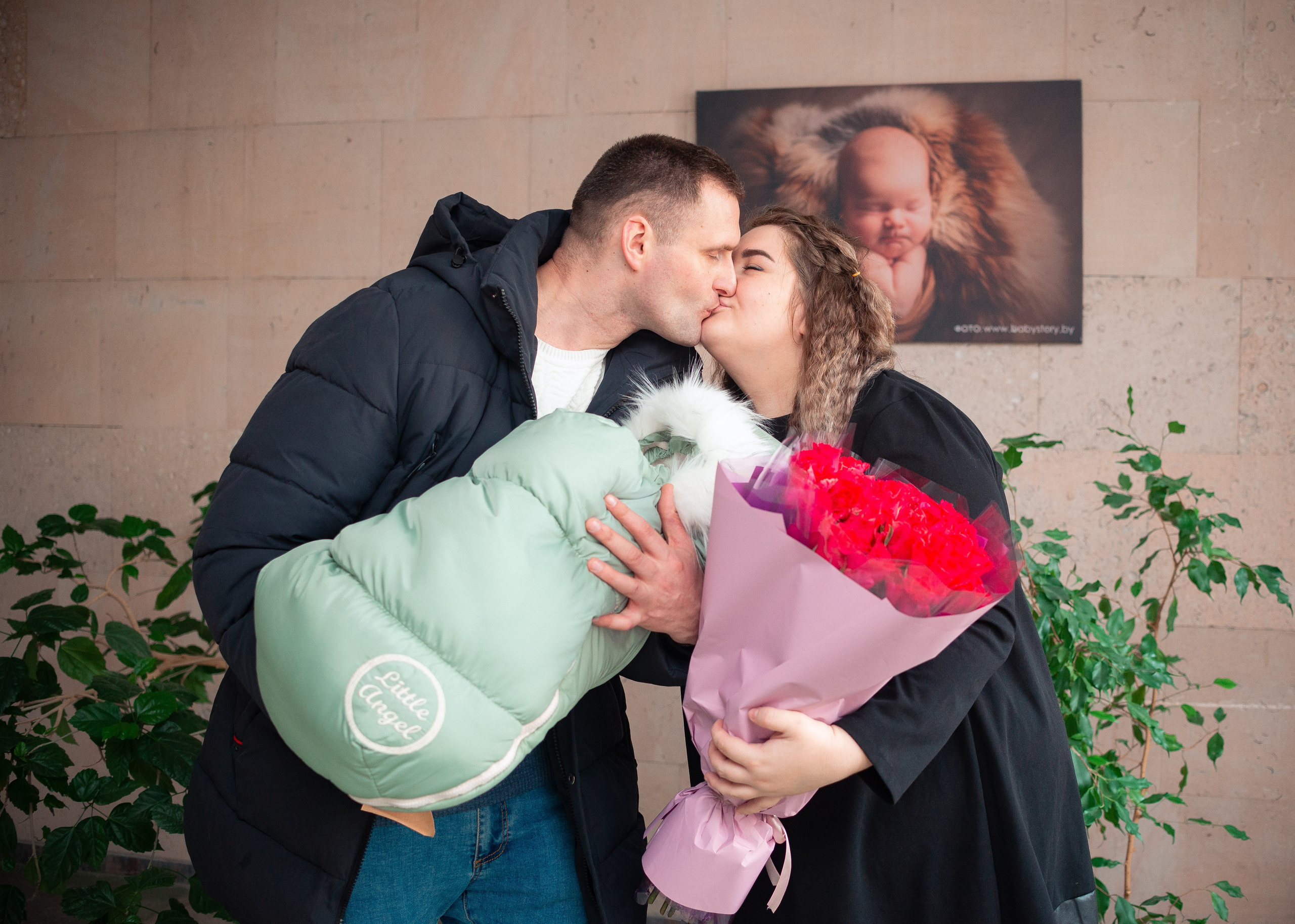 Выписка Алины 1 РД. Семейный фотограф на выписку из роддома и крещение Минск Настя Гришук