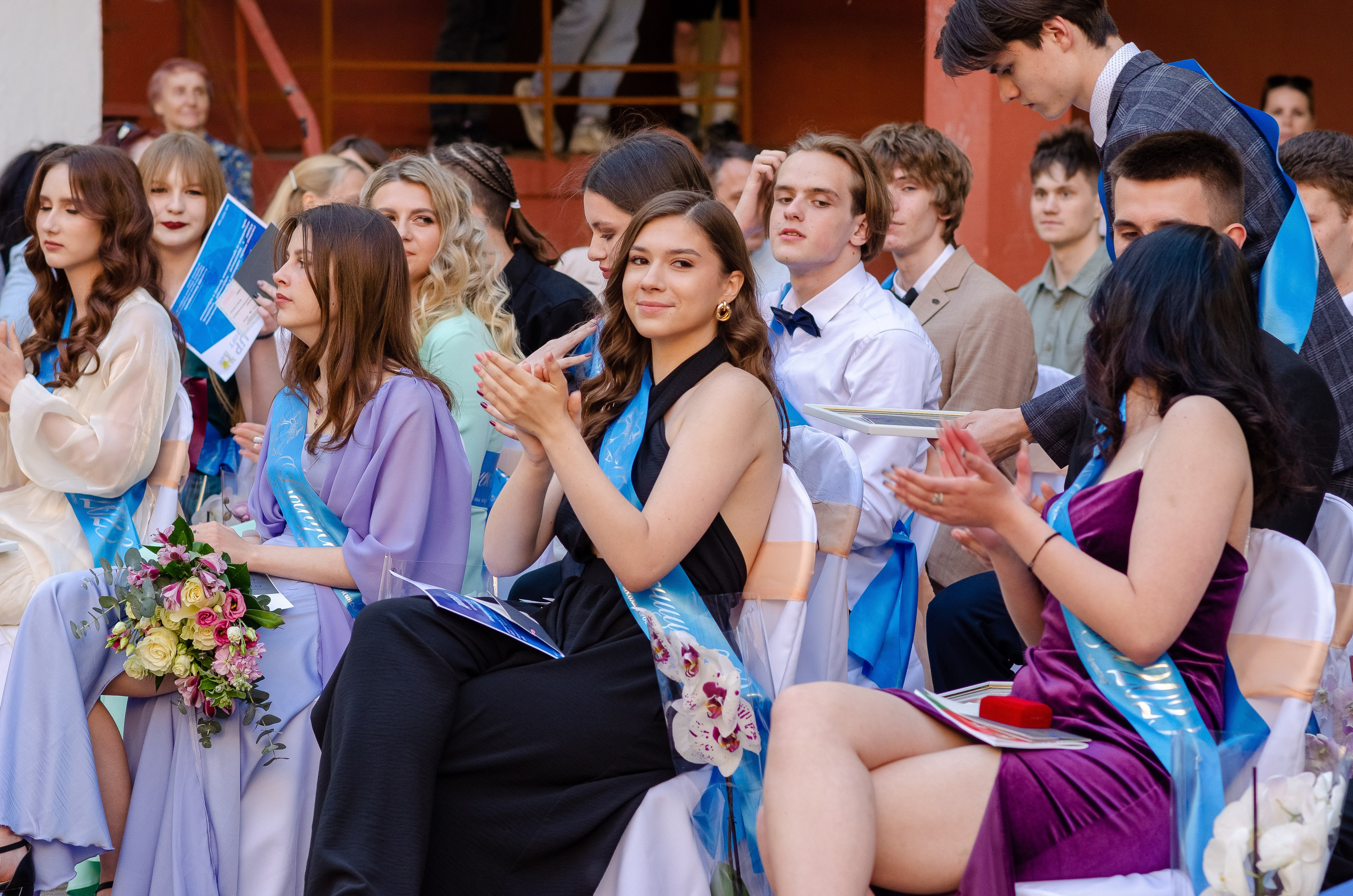 Выпускной 11 класс. Семейный фотограф на выписку из роддома и крещение Минск Настя Гришук