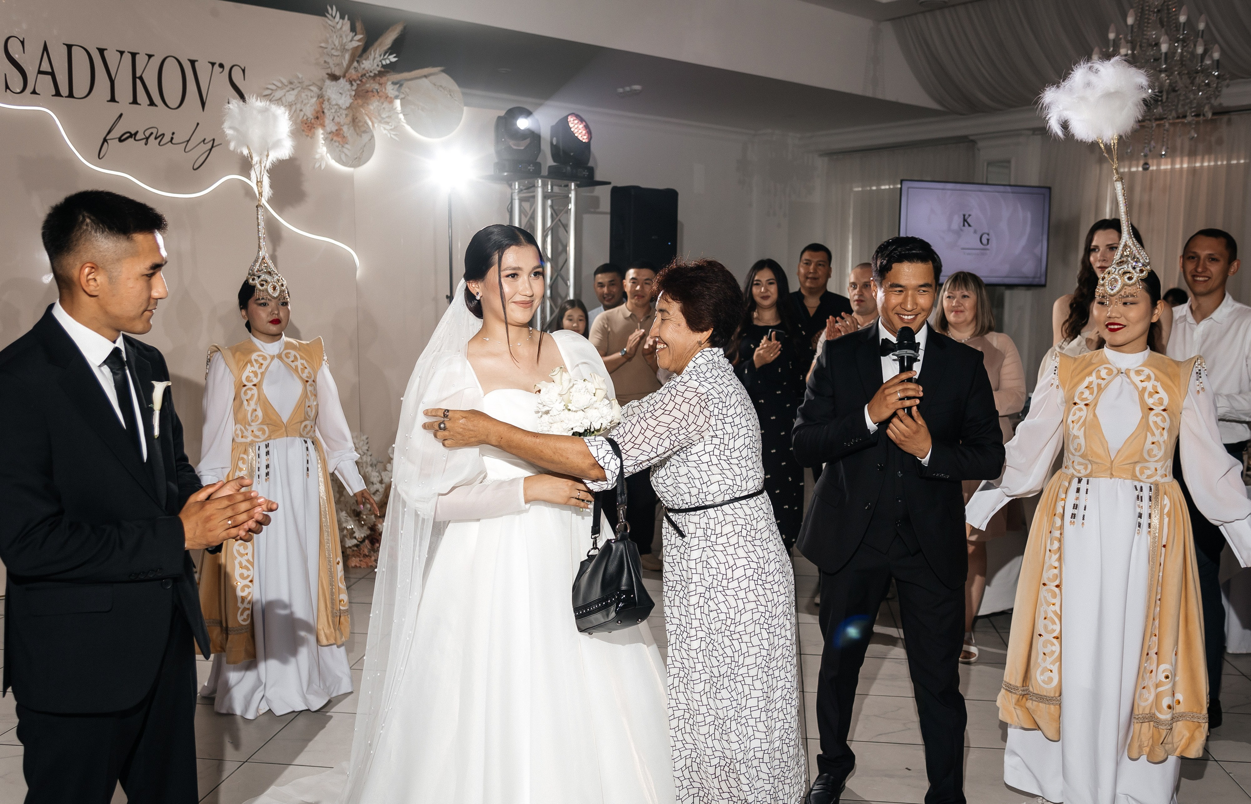 Кайрат & Гузель | 03.08.24. Свадебный и семейный фотограф в Омске Евгения Хакимова