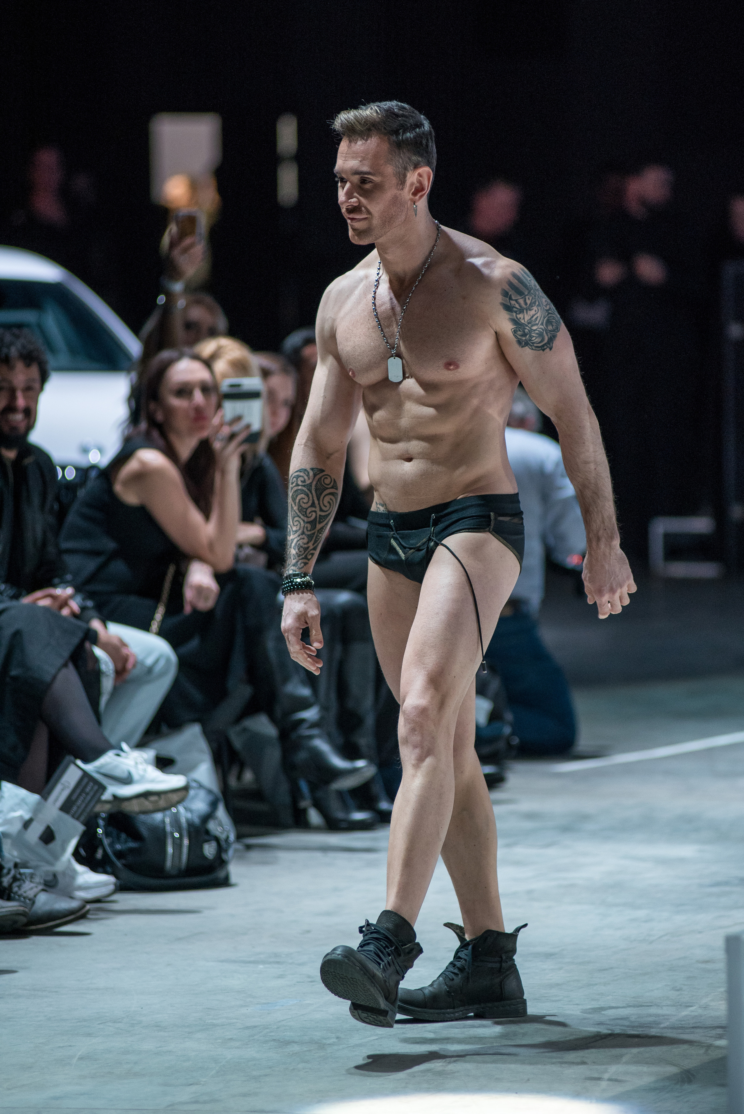 Ponomarev. Антон Гошовский - свадебный и семейный фотограф в Москве и Крыму