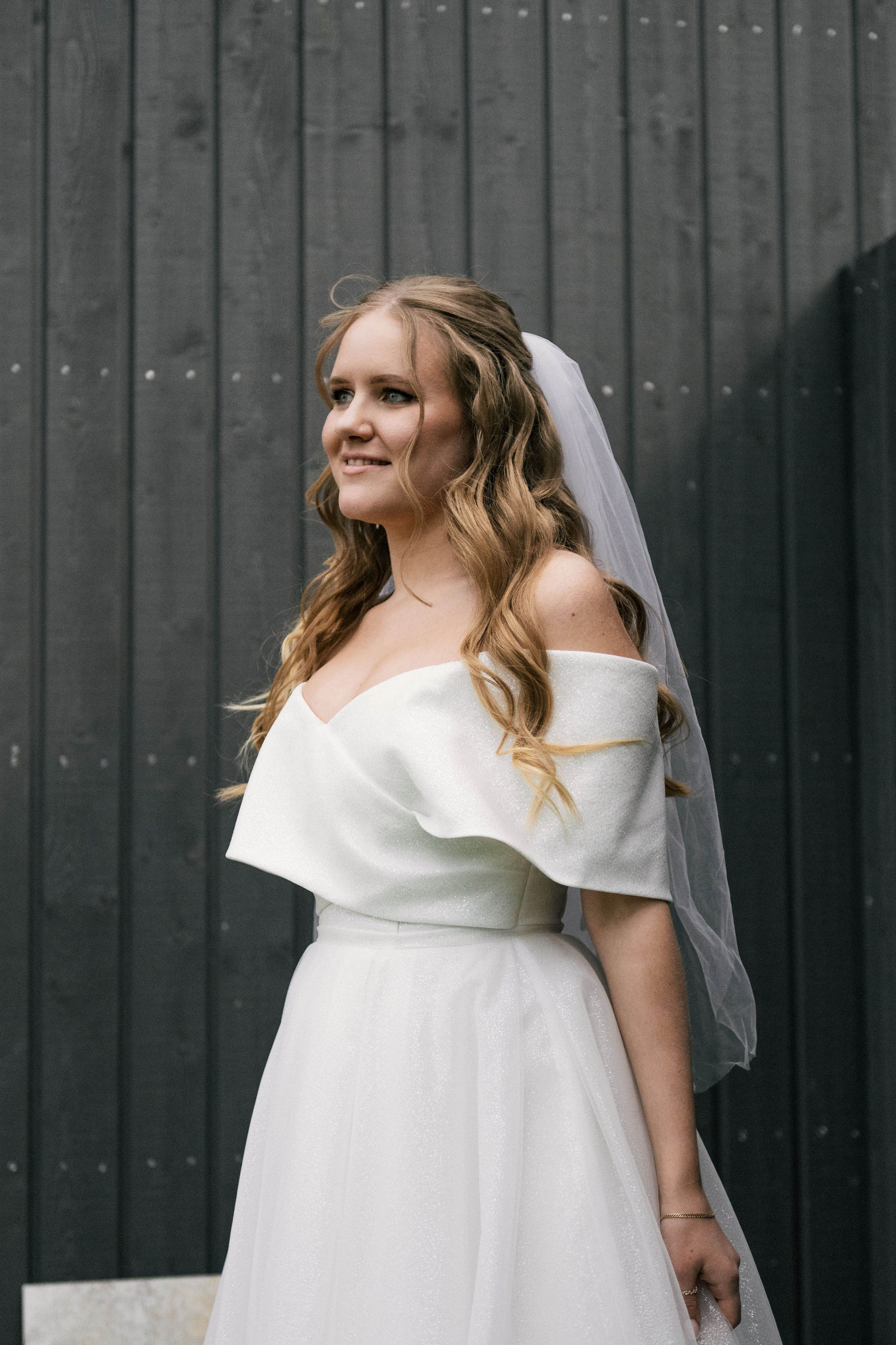 Прогулка жениха и невесты по городу