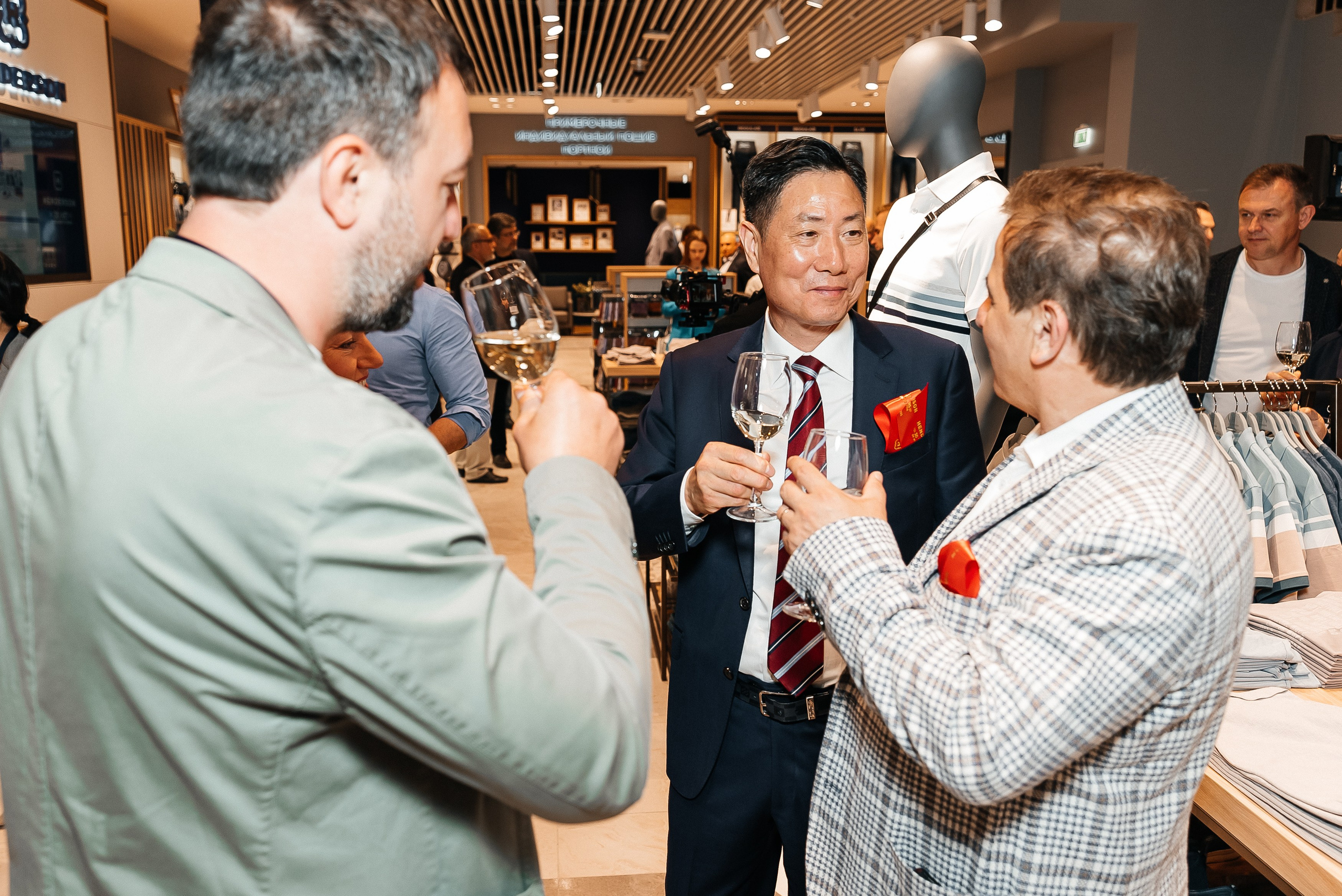 Henderson. Павел Краснов — Свадебный и репортажный фотограф в Москве