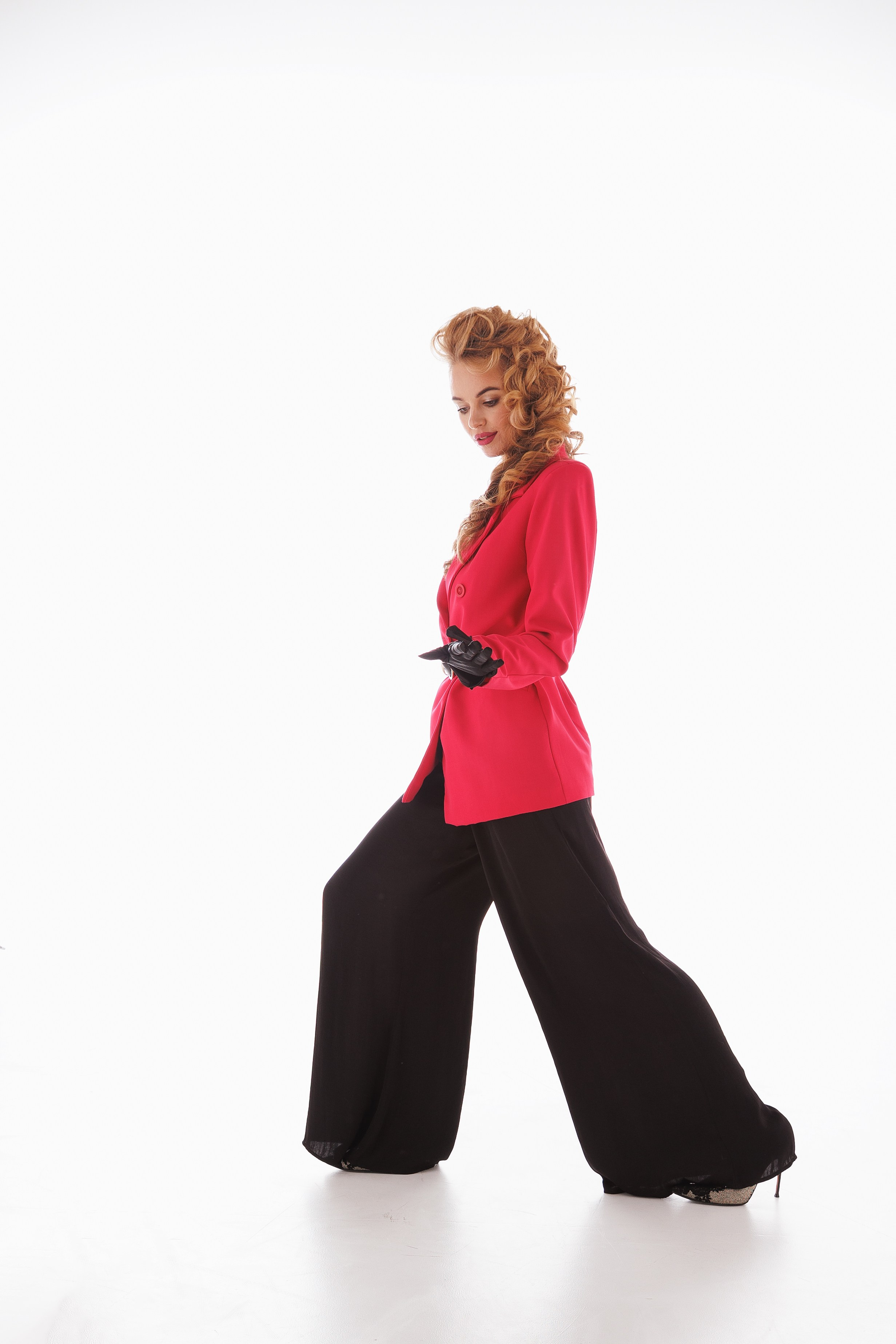 Дина ретро. Фотограф женского портрета, беременности и материнства Харькова Елена