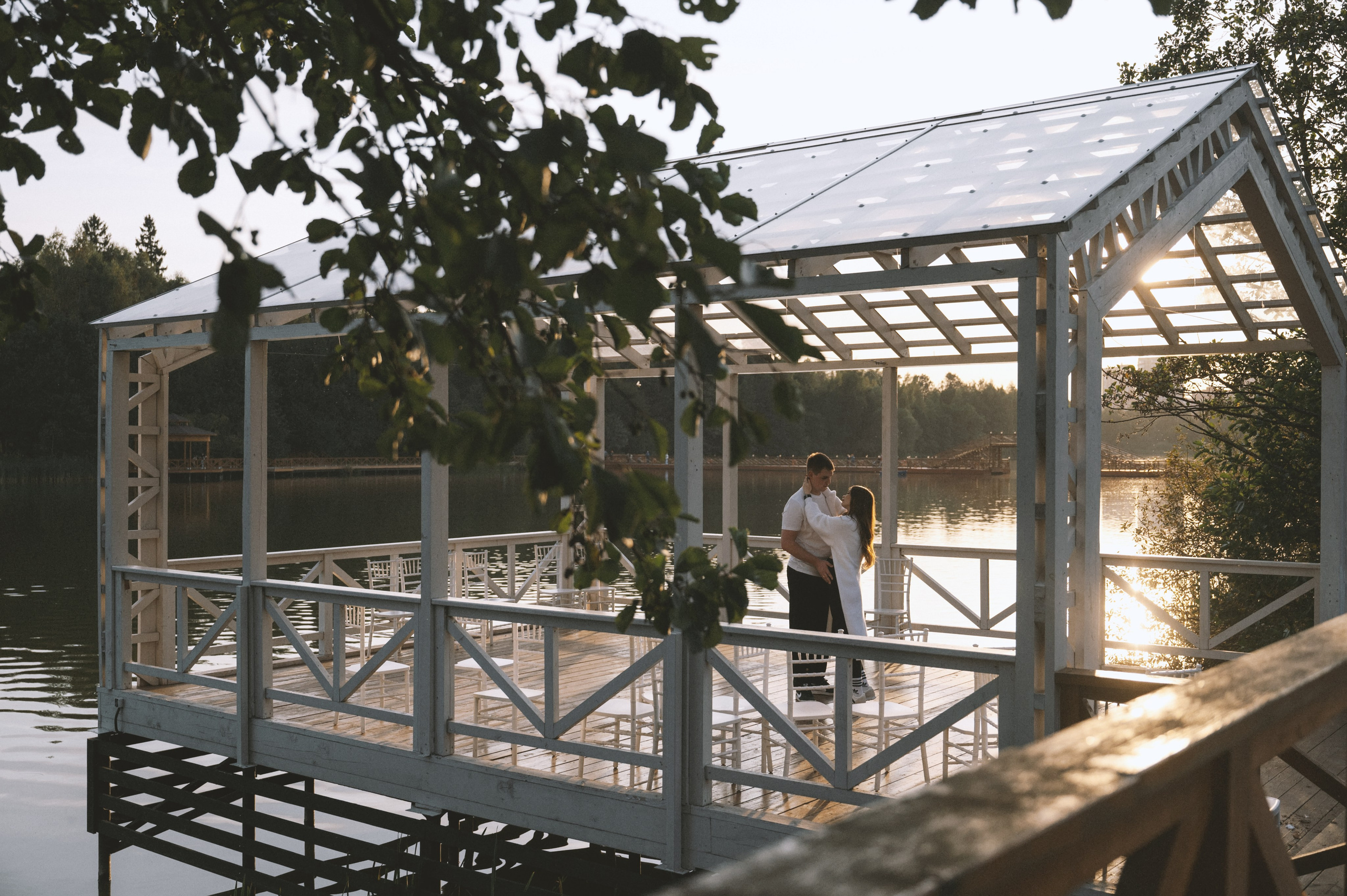 Фотосессия на закате в Гребнево. Свадебный и семейный фотограф Виктория Носачёва. Щелково, Москва и МО