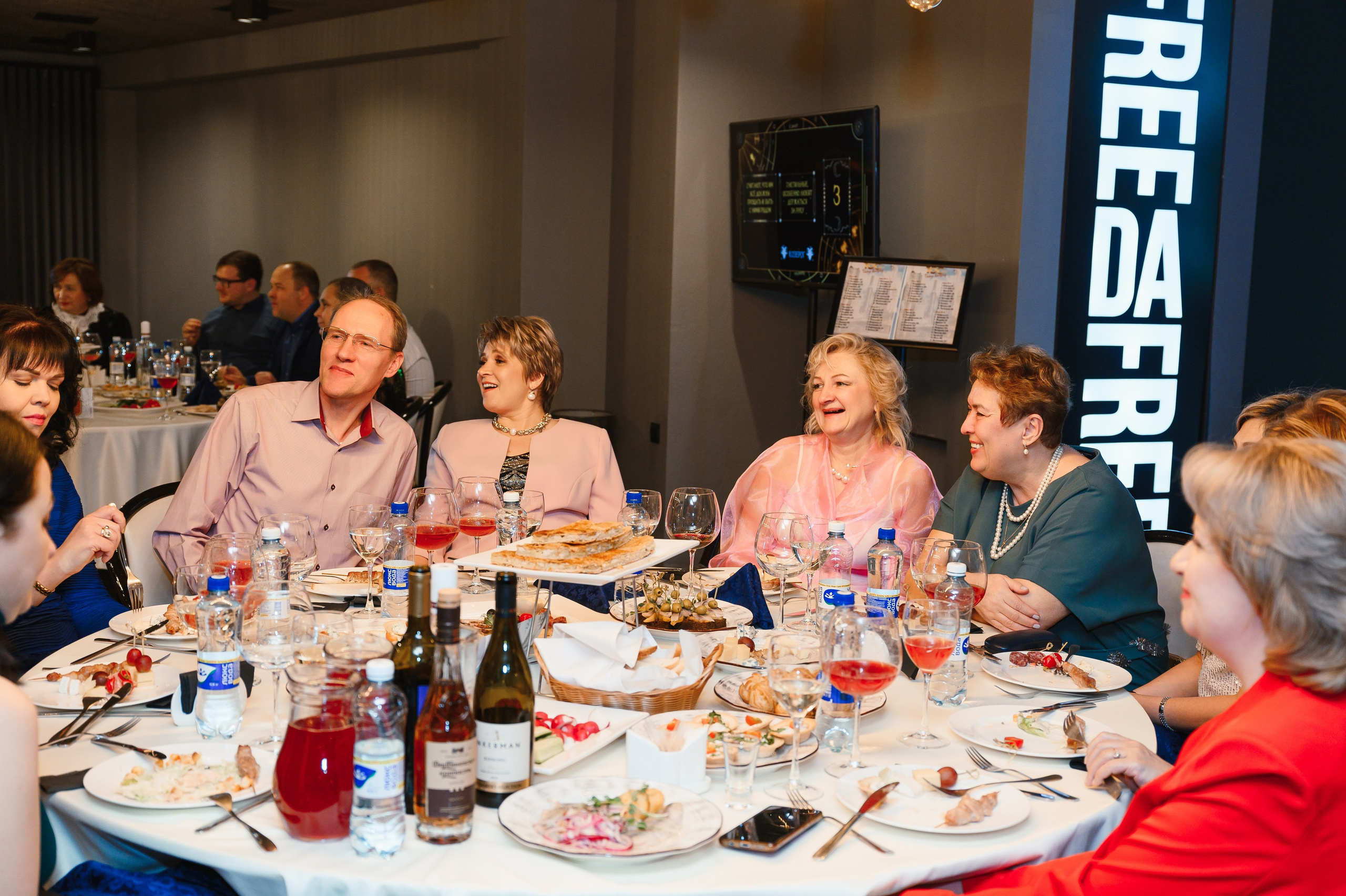 Корпоратив в WTC. Свадебный и просто хороший фотограф в Челябинске