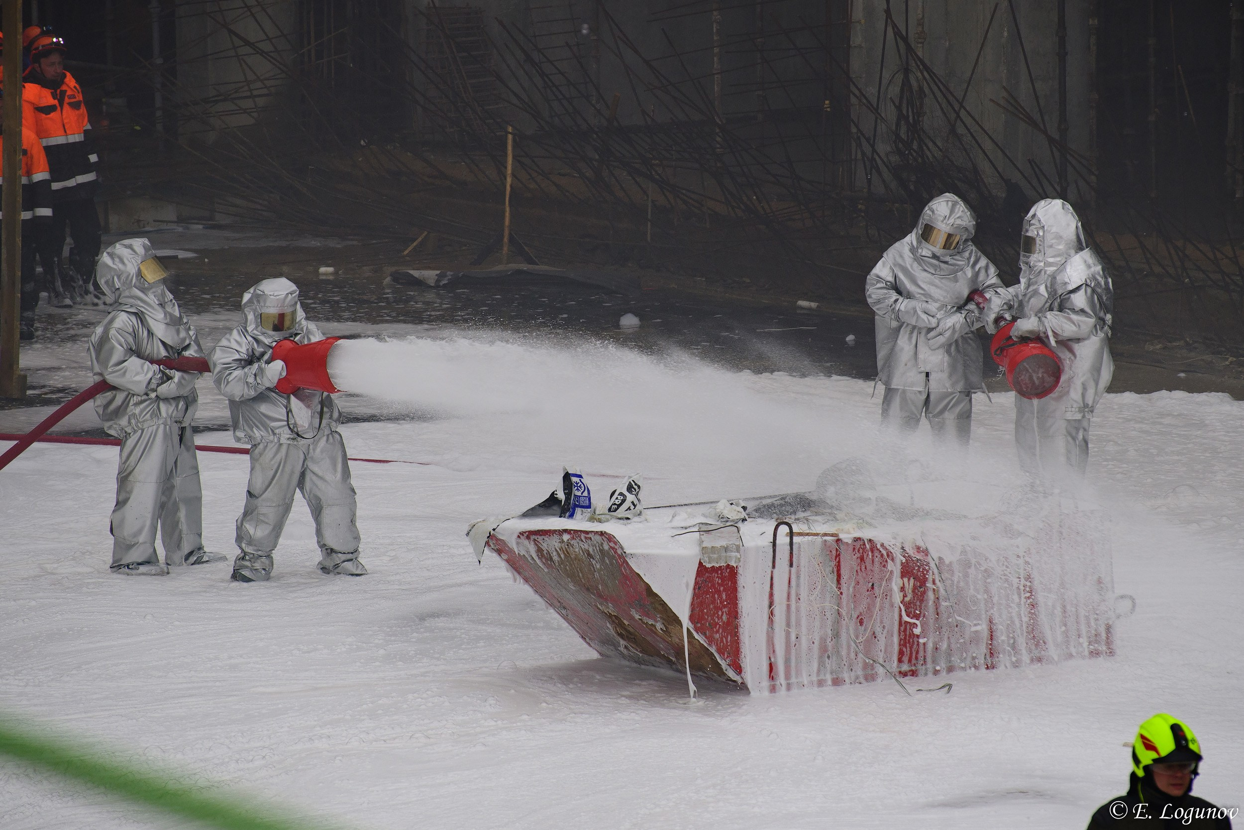 Комплексные пожарно-тактические учения «Действия органов управления, сил и средств МГСЧС по отработке вопросов ликвидации чрезвычайной ситуации, возникшей в следствии пожара в высотном здании»
