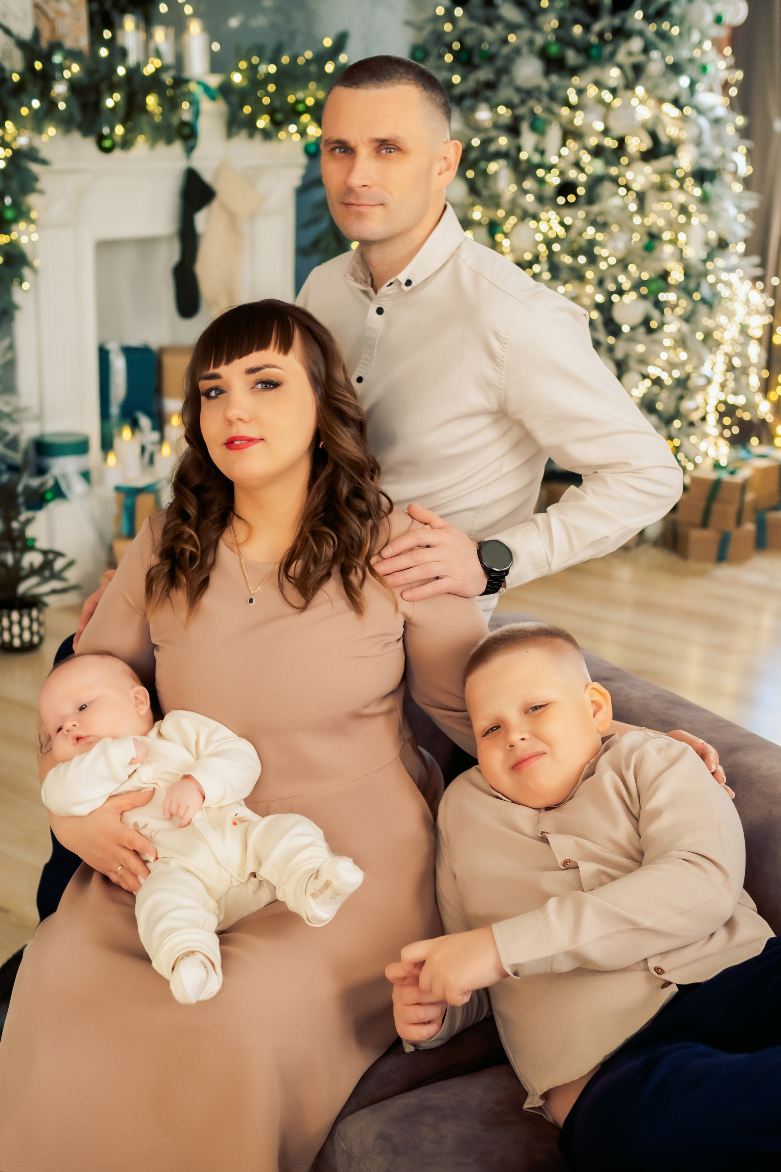 Сергей, Лидия, Даня и Лев. Фотостудия Евгении Кипко. Семейный и женский фотограф в городе Благовещенск Надежда Буярова