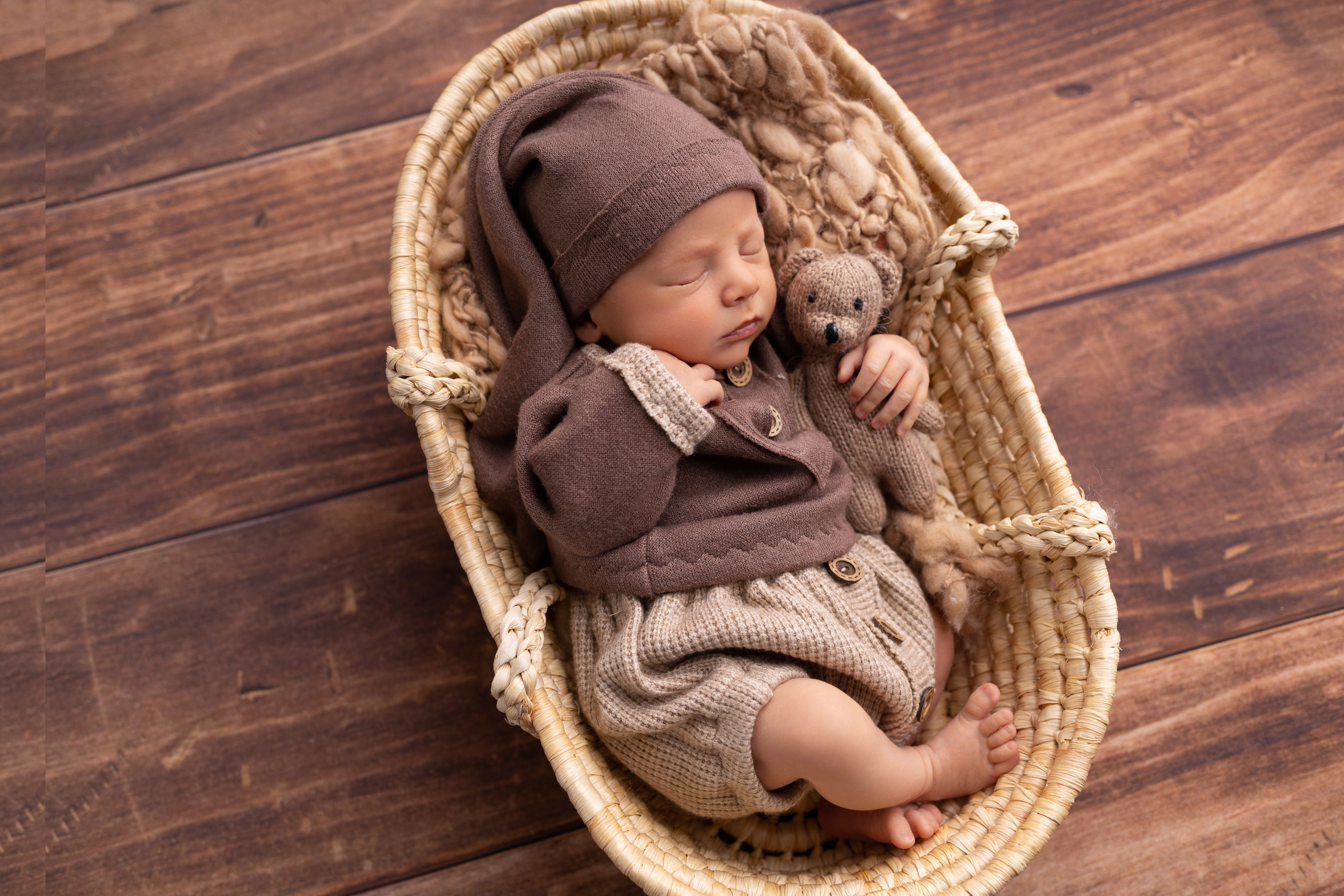 Классическая фотосессия малыша. Фотограф новорожденных малышей в Омске и Омской области Эльвира Камаева