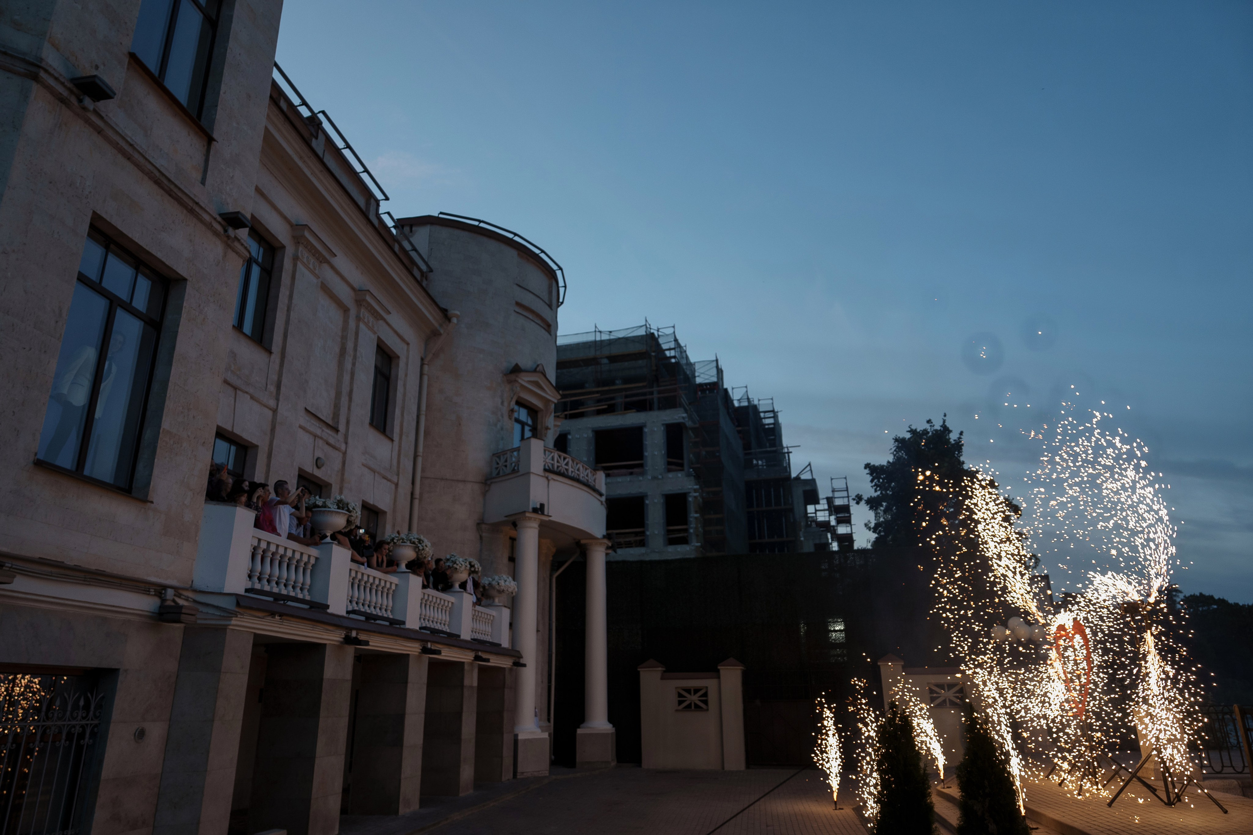 День рождения в особняке Путилова. Андрей Сухинин репортажный свадебный фотограф Санкт-Петербург