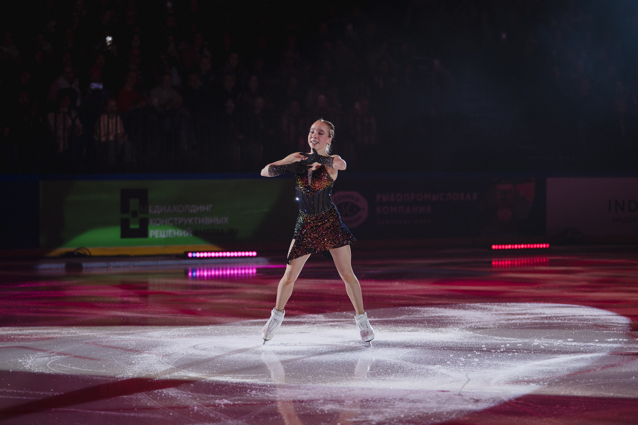 Шоу Этери Тутберидзе в Новосибирске. Воробьева Ксения — Спортивный и танцевальный фотограф Новосибирск