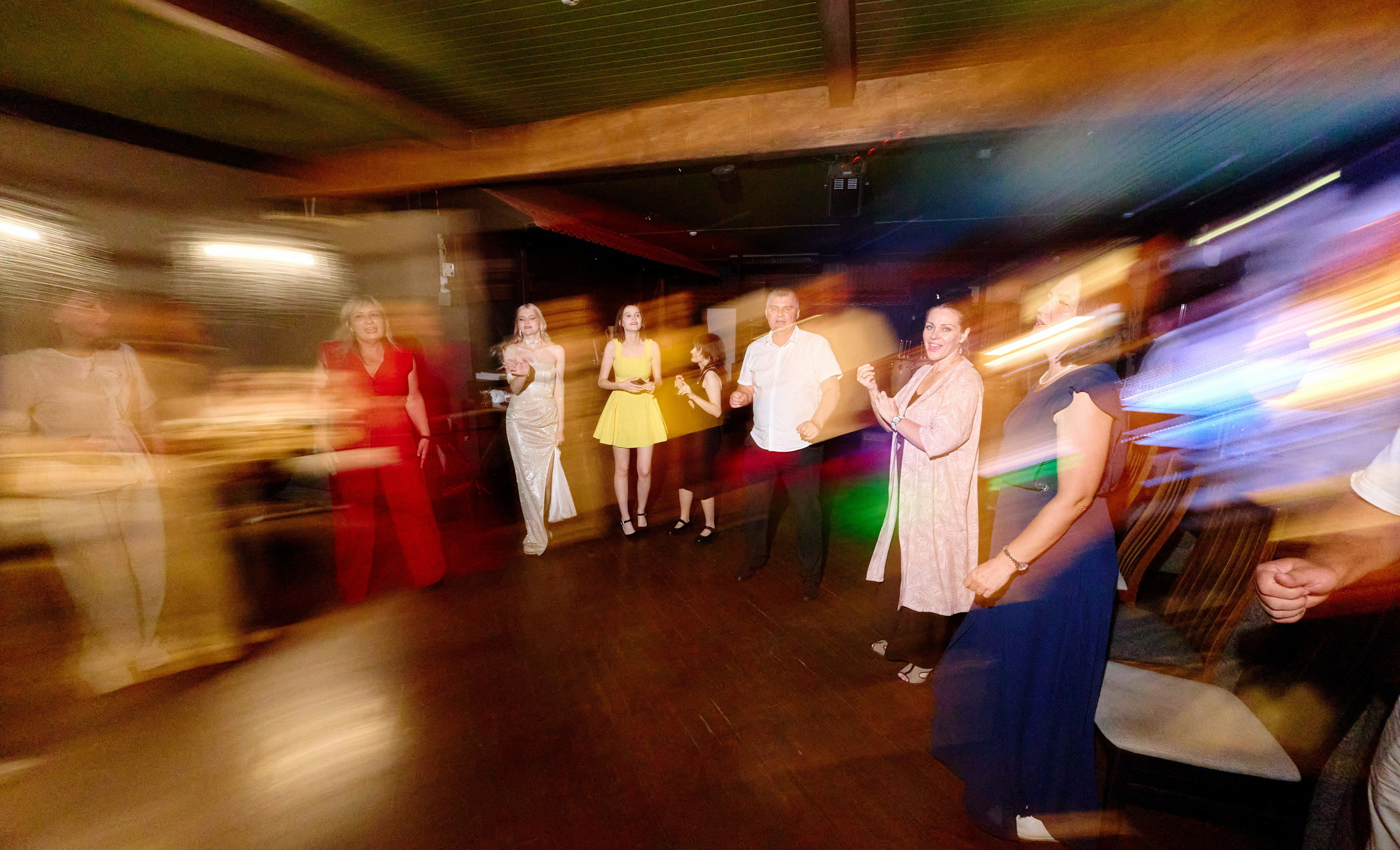 Выпускной 35 Сош. Фотограф Выпускные альбомы Таганрог Сергей Коробченко