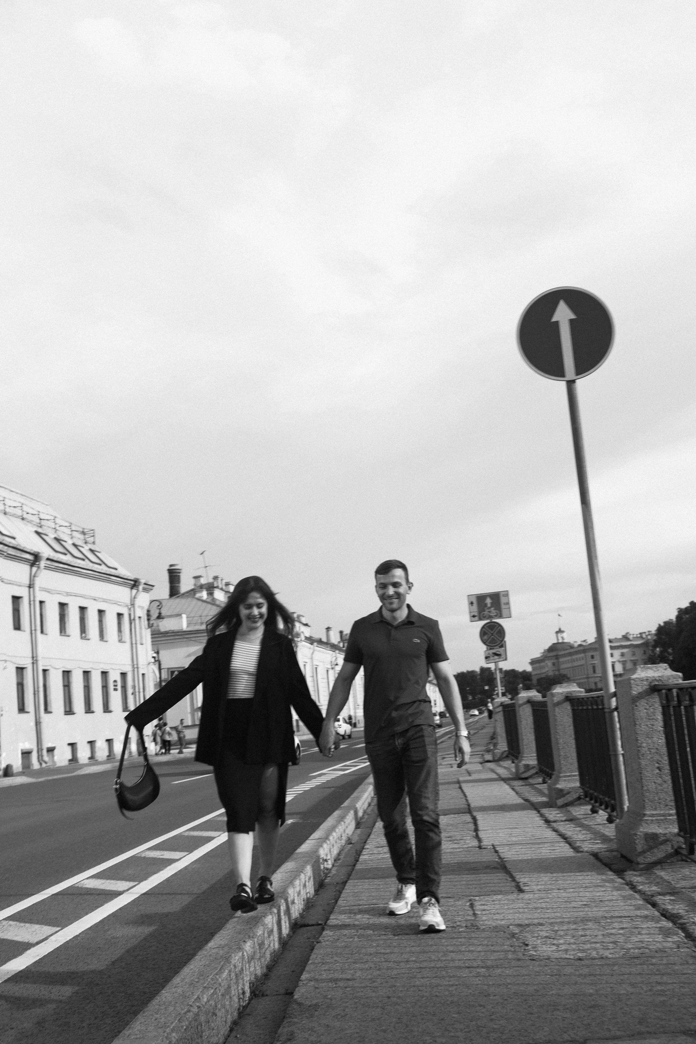 Любовь на улицах Питера. Портретный фотограф СПб, женский фотограф, минимализм и эстетика