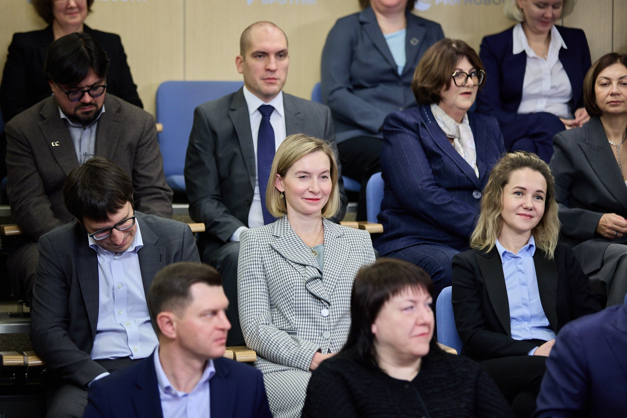 РИА Новости «Итоги отраслевого конкурса GXP-Профи 2025». Режиссёр, клипмейкер, фотограф — Андрей Охота