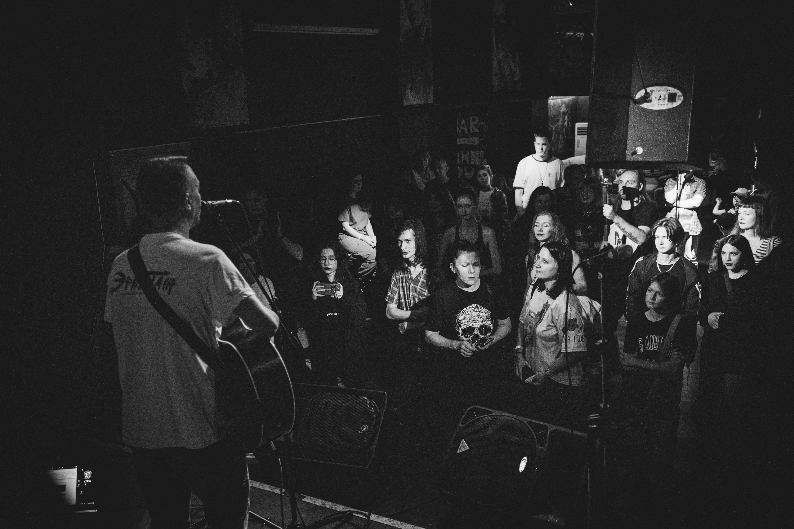 Александр Князев, Концерт памяти В.Цоя, 16.08.2025, Эрмитаж. Фотограф Регина Крикунова г. Красноярск