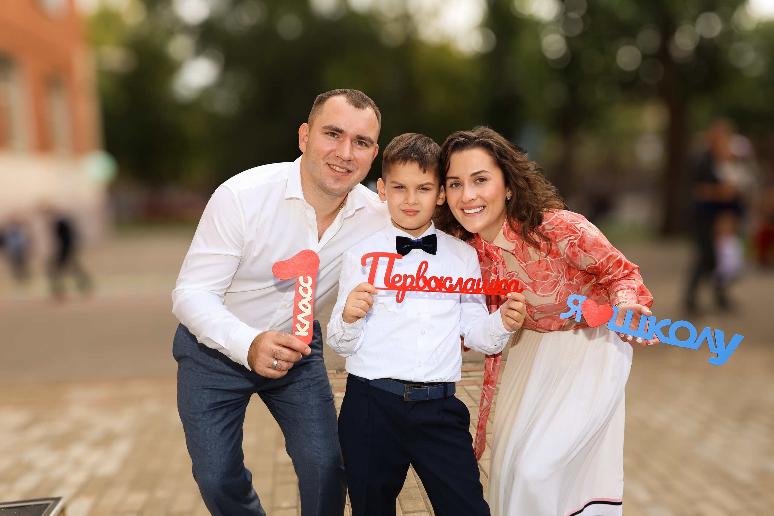 Школьные фотографии. Выпускные альбомы с оживающими фотографиями. Москва, Балашиха