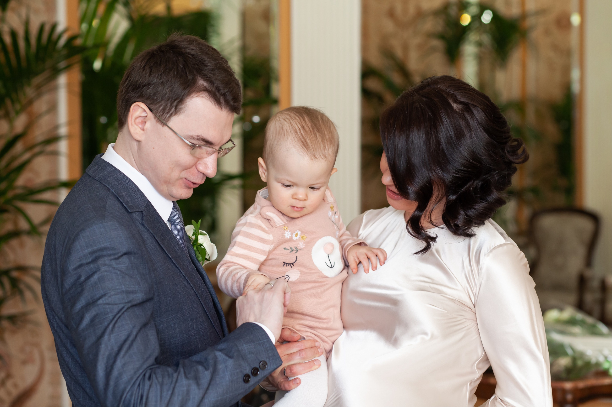 Съемка регистрации в Грибоедовском ЗАГСе. Фотографы в Москве Светлана Устинова и Сергей Грачев