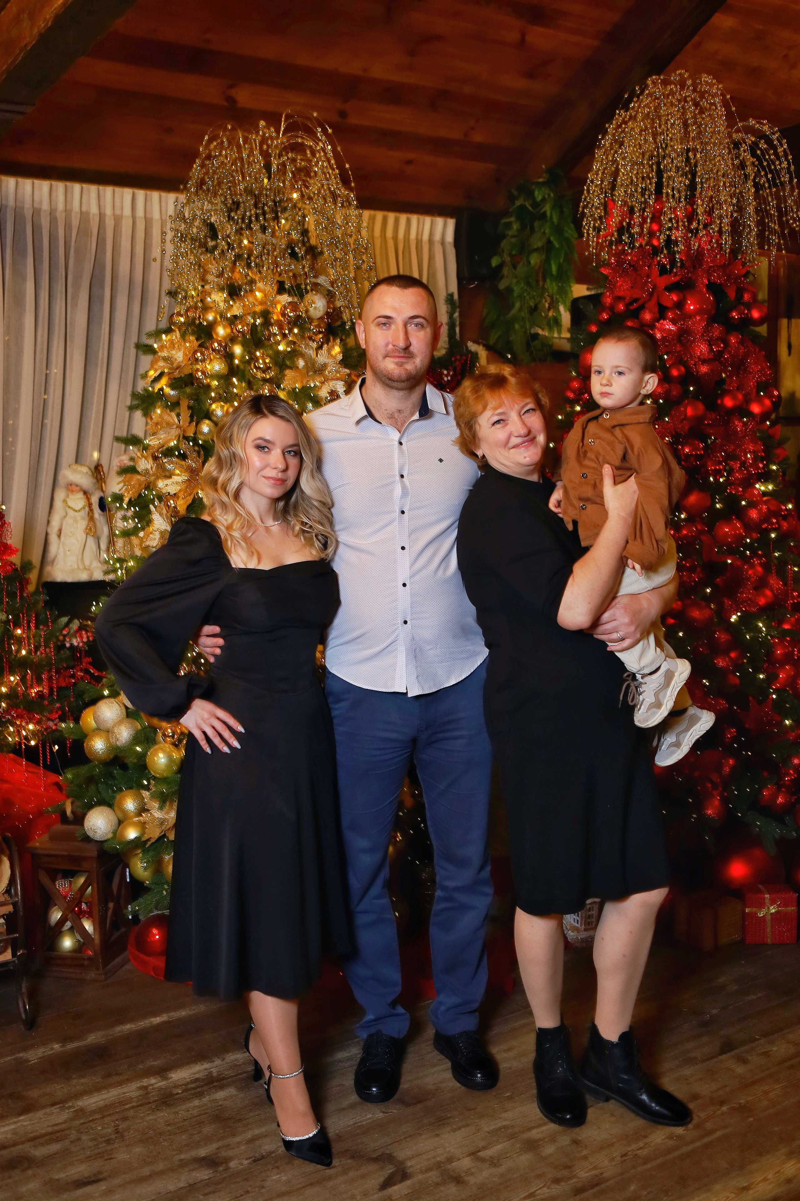 ЮБИЛЕЙ КАФЕ «ЧЕСНОК». Репортажный фотограф Анапа