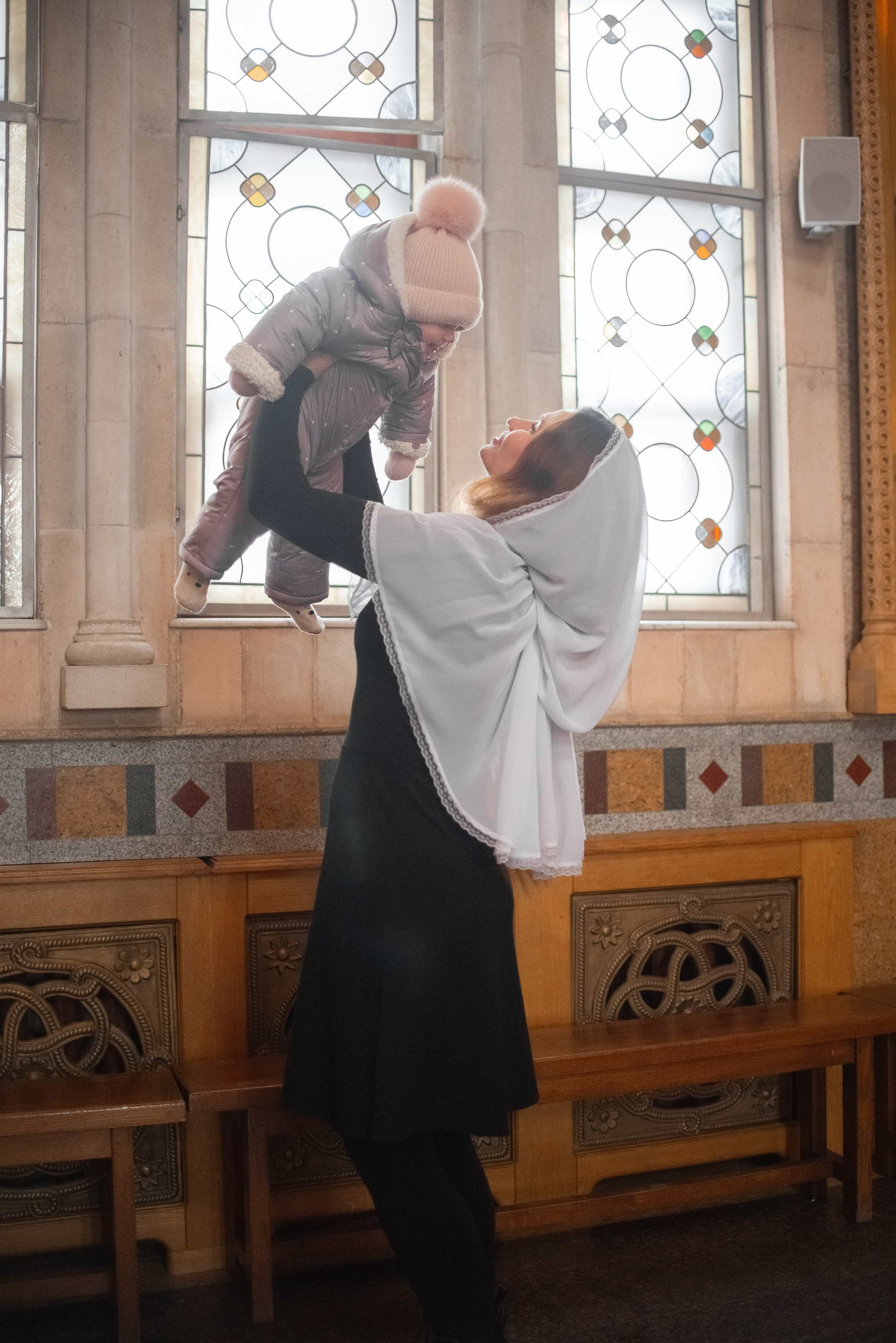 Крещение Василисы в Свято-Елисаветинском монастыре. Семейный фотограф на выписку из роддома и крещение Минск Настя Гришук