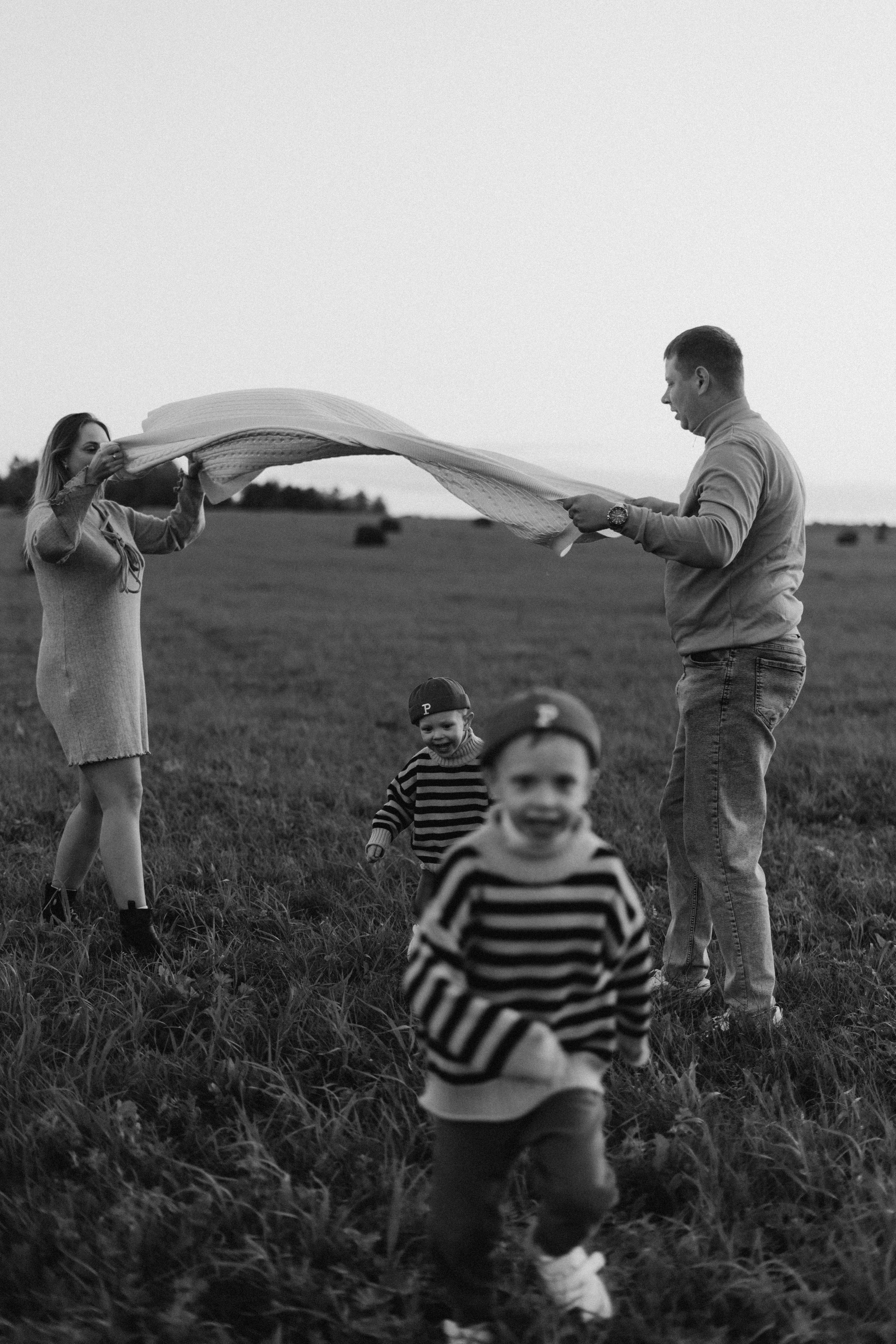 Вероника, Денис, Мирон и Марк. Главная