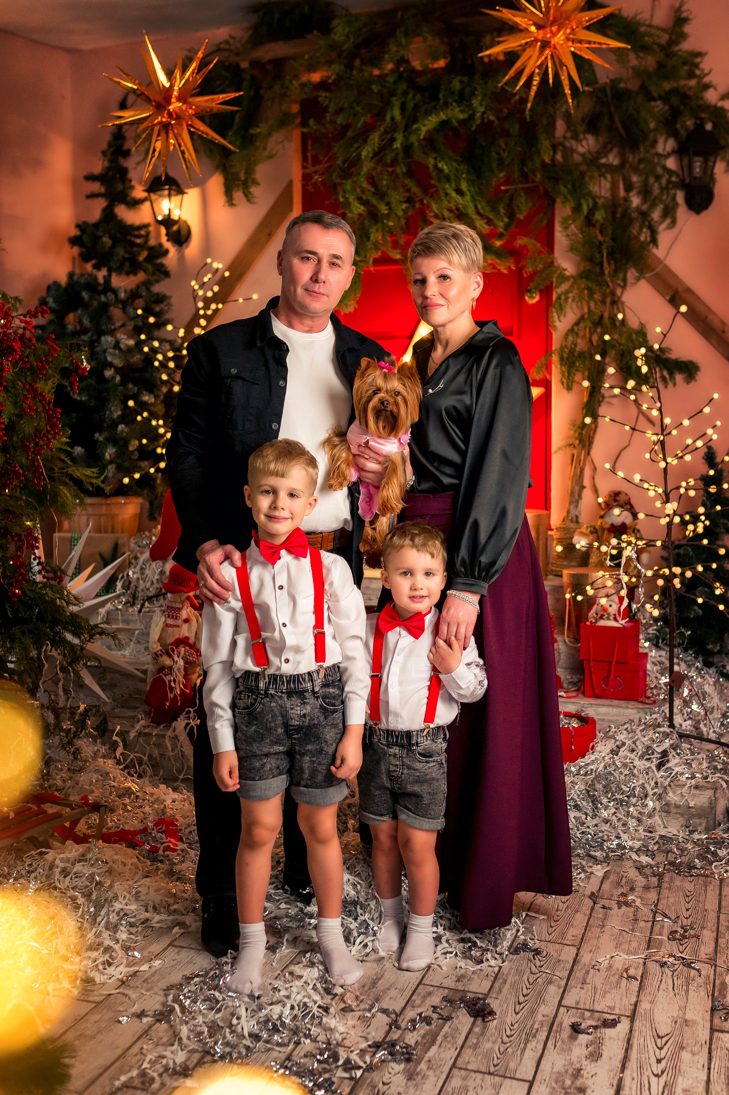 Бабушка и дедушка с внуками. Женский фотограф Крещение Венчание Москва Брянск