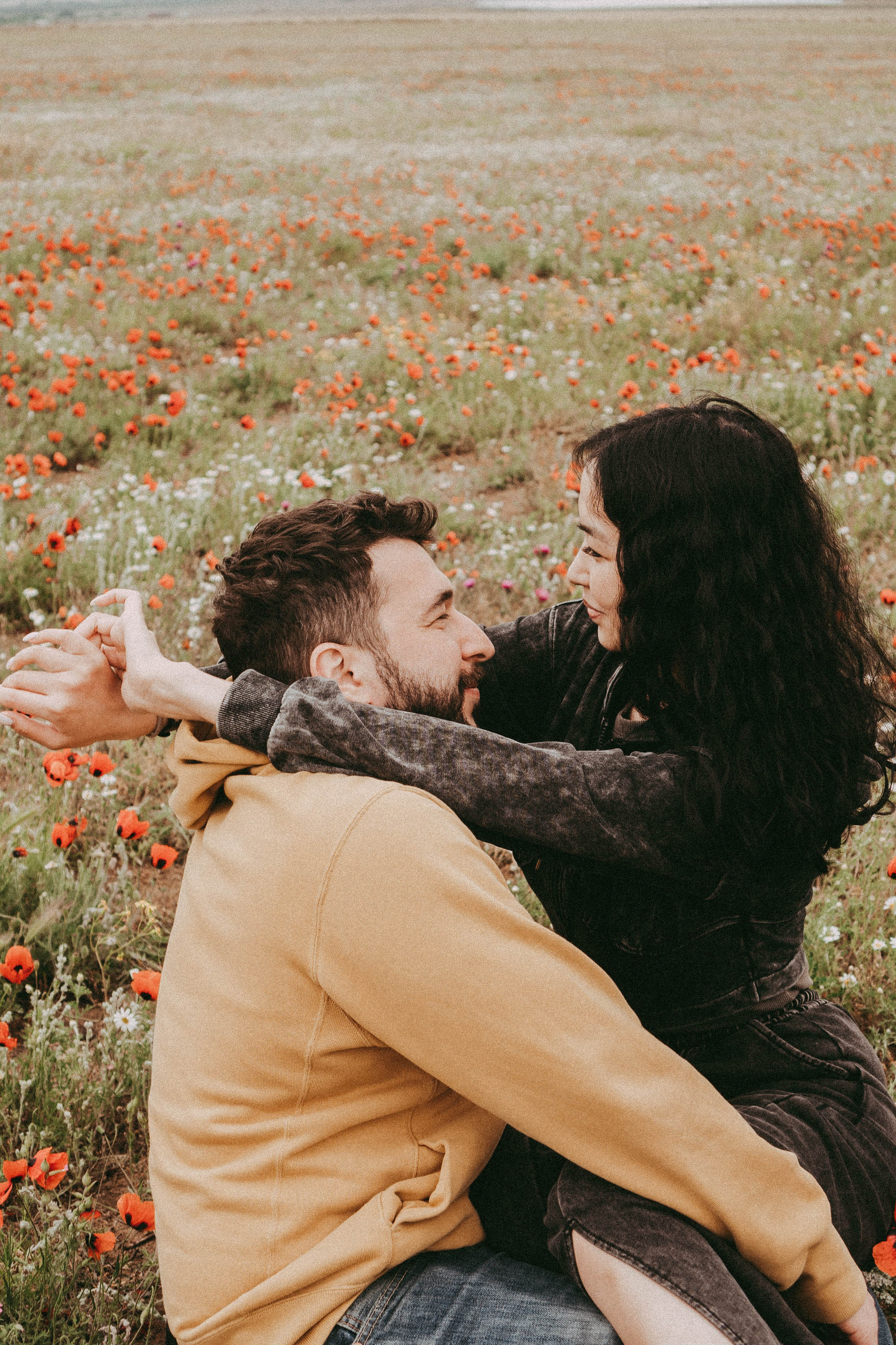 Любовь в маковом поле. Профессиональный фотограф, Санкт-Петербург — Виктория Богомолова