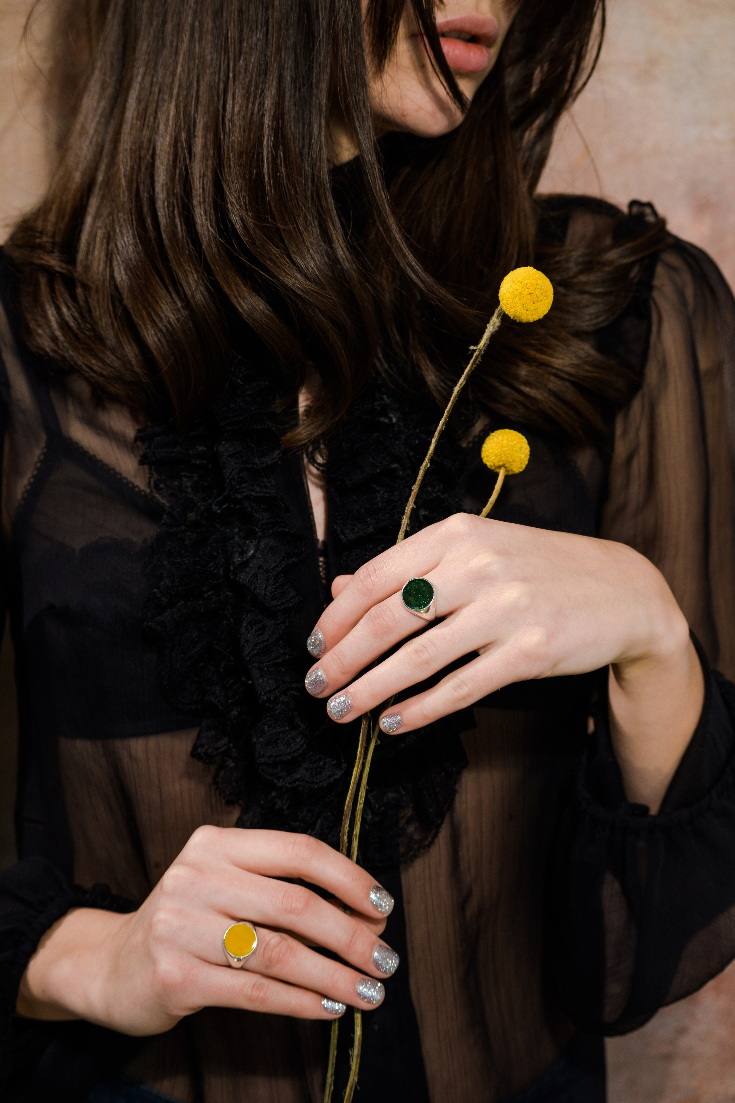 MOON. Fotograf Dmitrii Donets