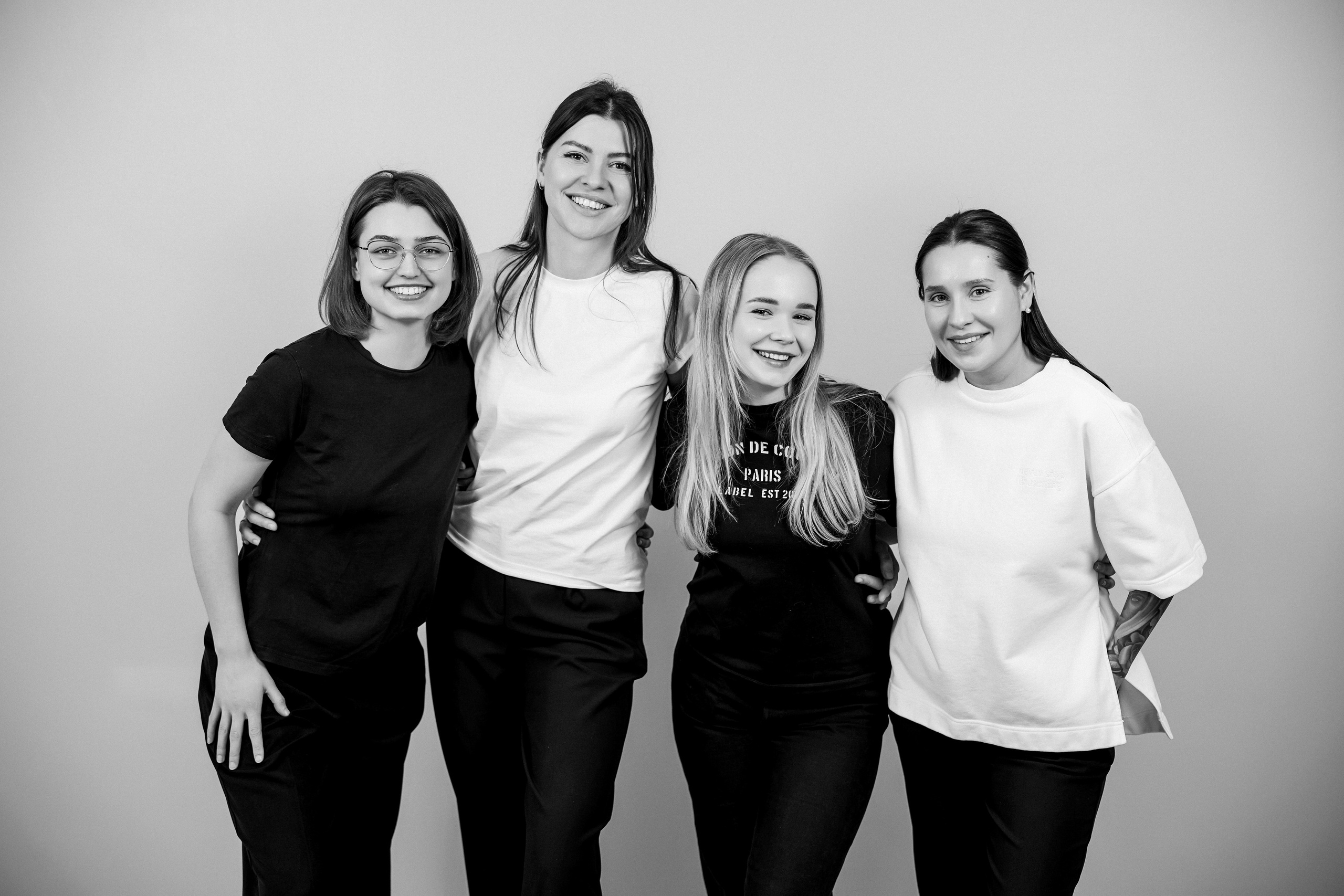 Фотосессия стоматологии Шустовы в Екатеринбурге