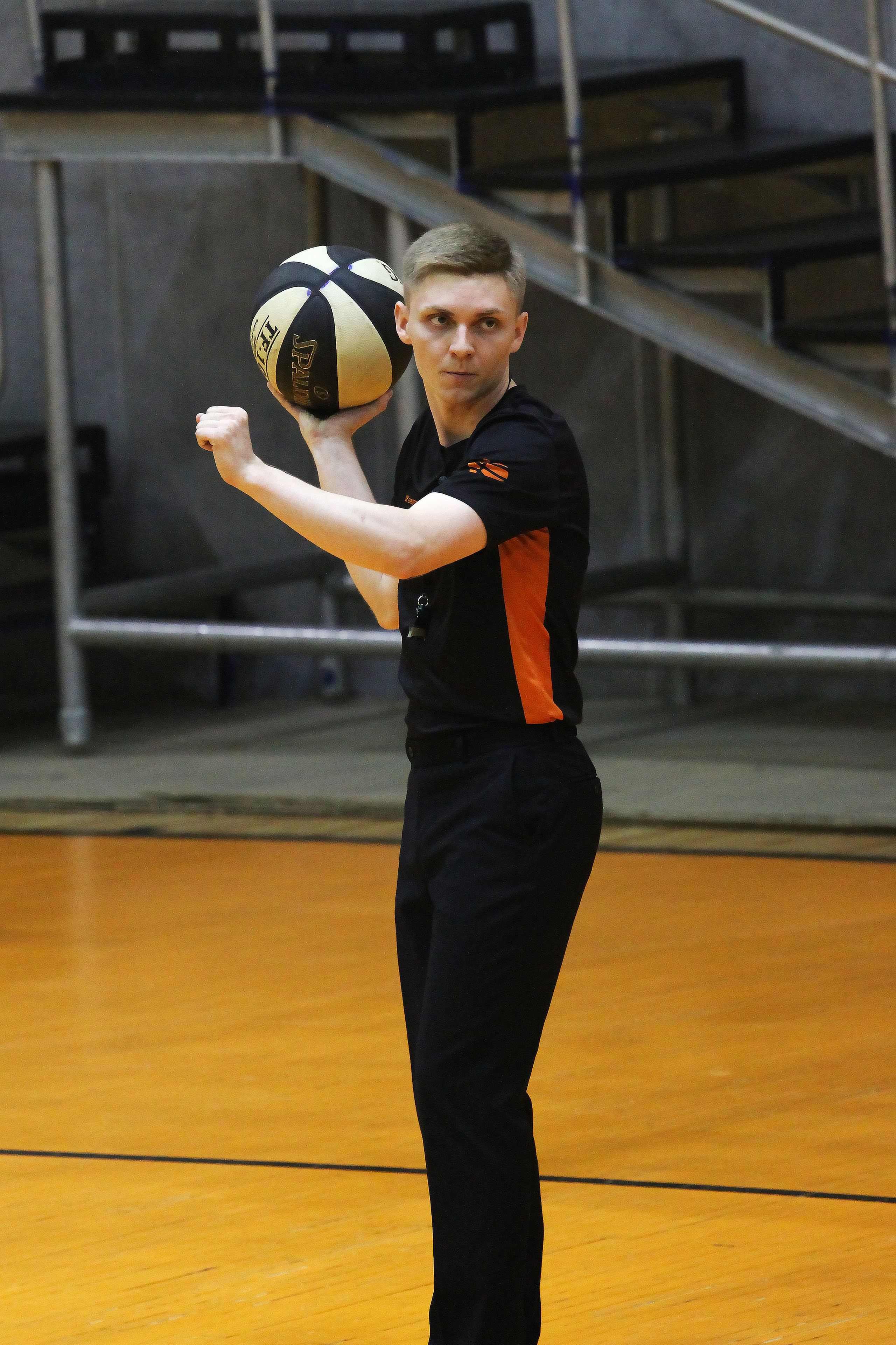 Баскетбол. Репортажный фотограф в Иркутске Семён Фёдоров