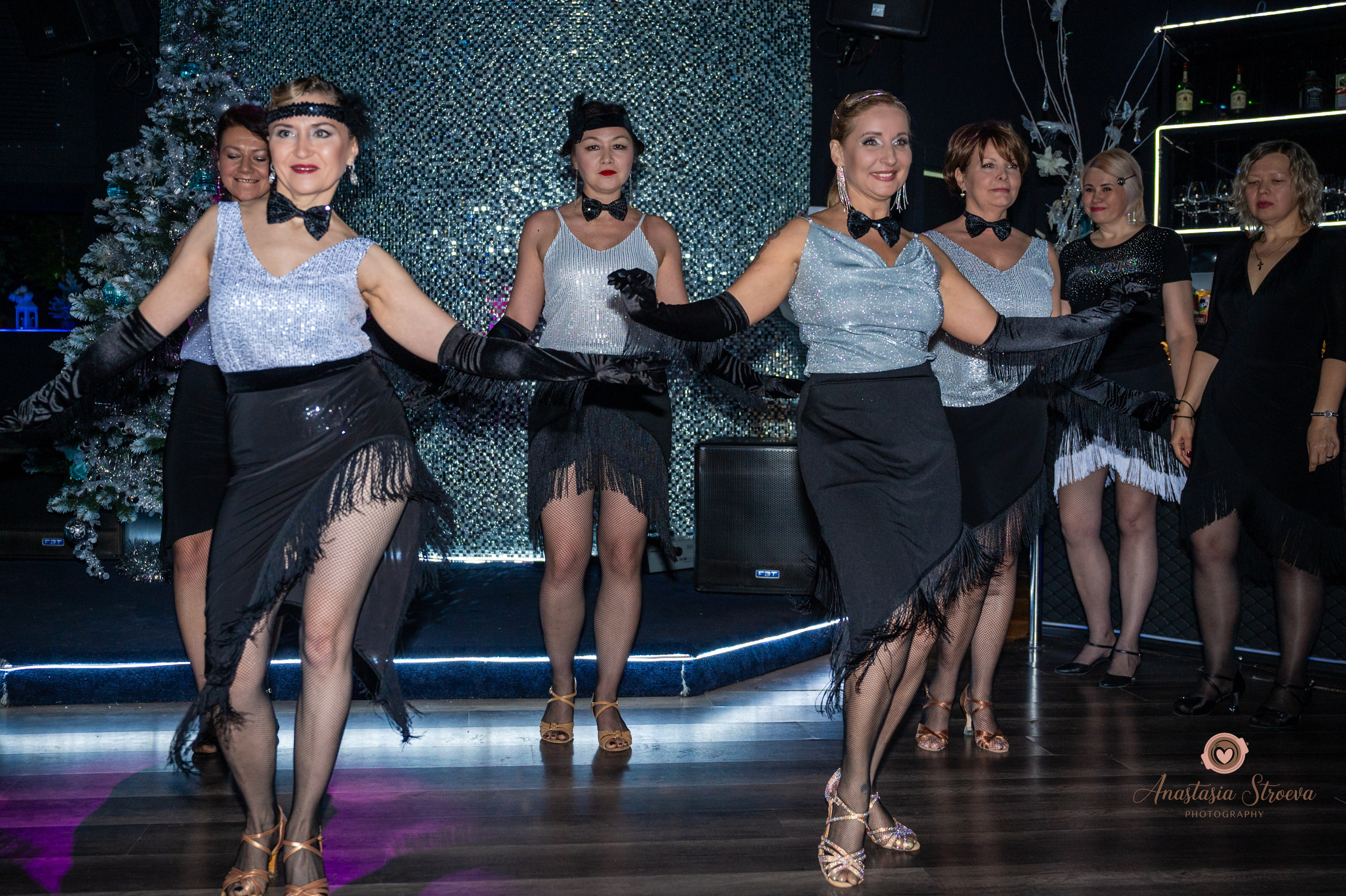 Танцевальное путешествие в 90е. Семейный и детский фотограф в Королеве, Москве и Московской области Строева Анастасия