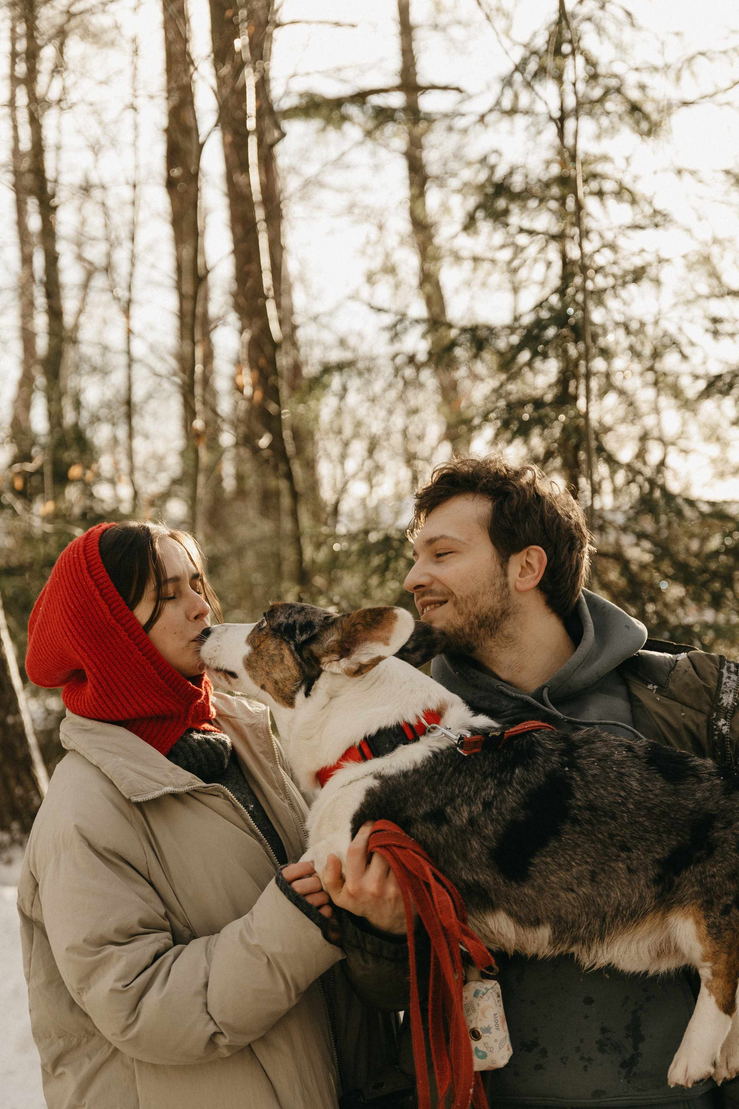 Аня, Виталик, Сэм. Главная