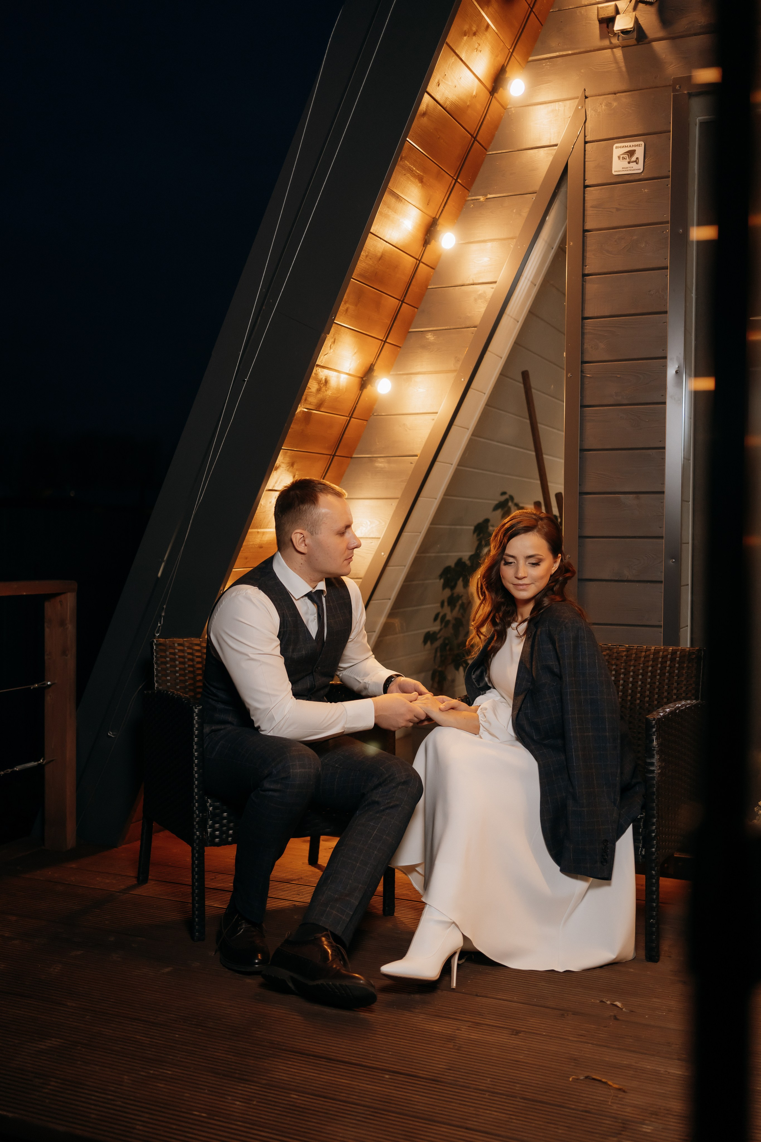 Выездная свадебная фотосессия в коттедже в Архангельске. Портретный и свадебный фотограф в Архангельске Елизавета Стрекаловская