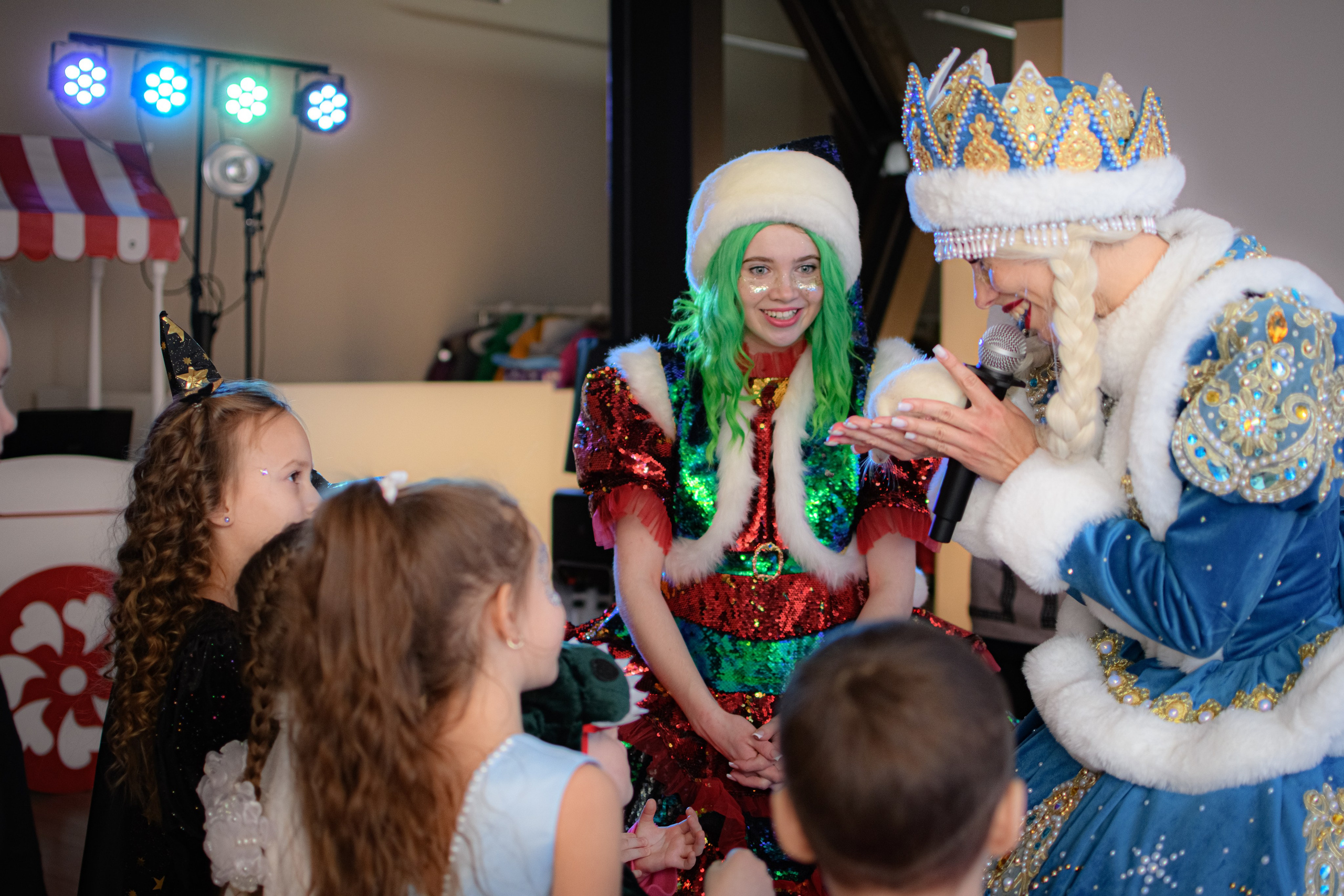 HAPPY NEW YEAR. Photokarish