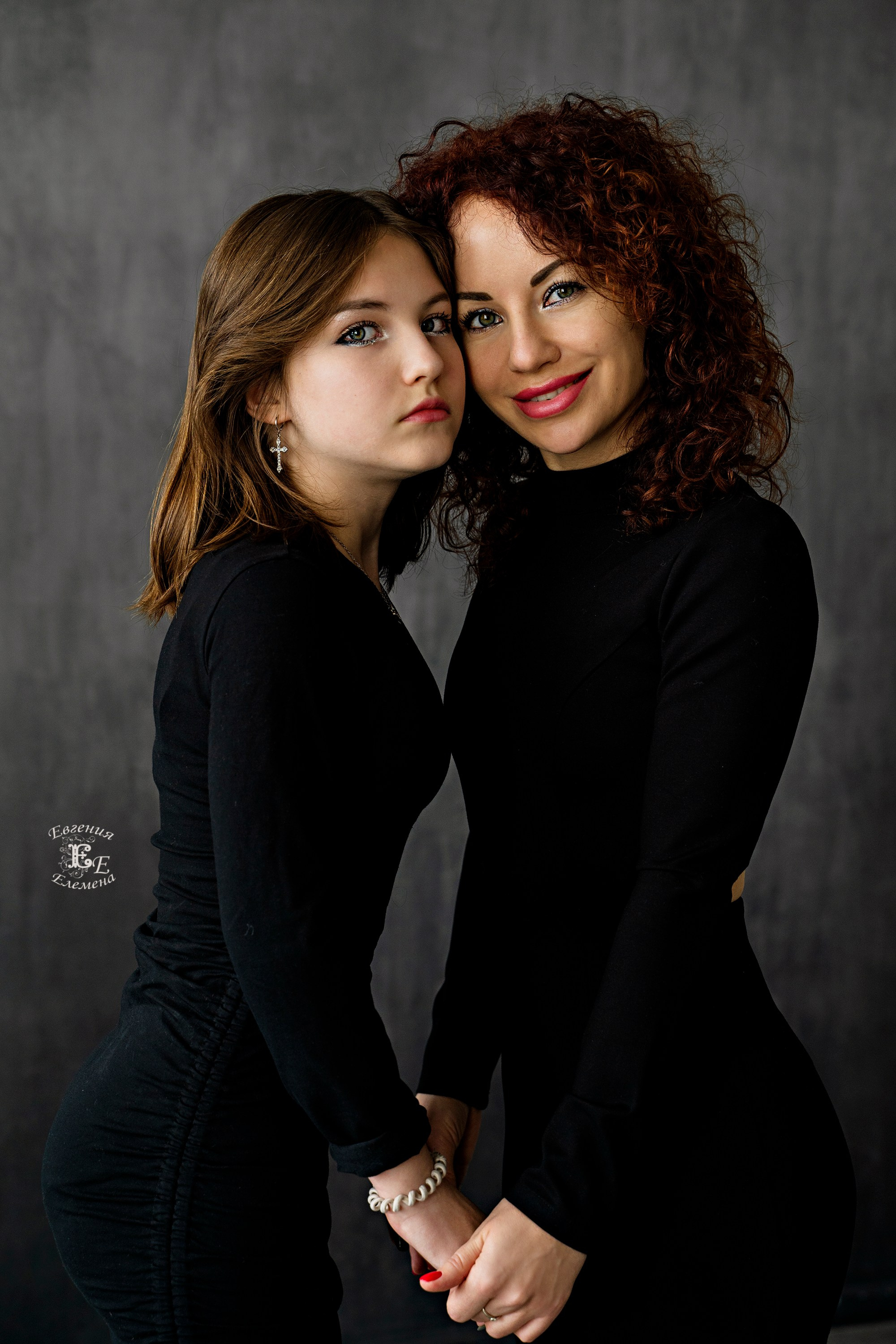 Фотосессия Насти и Вари. Семейный и портретный фотограф в Санкт-Петербурге Евгения Елемена
