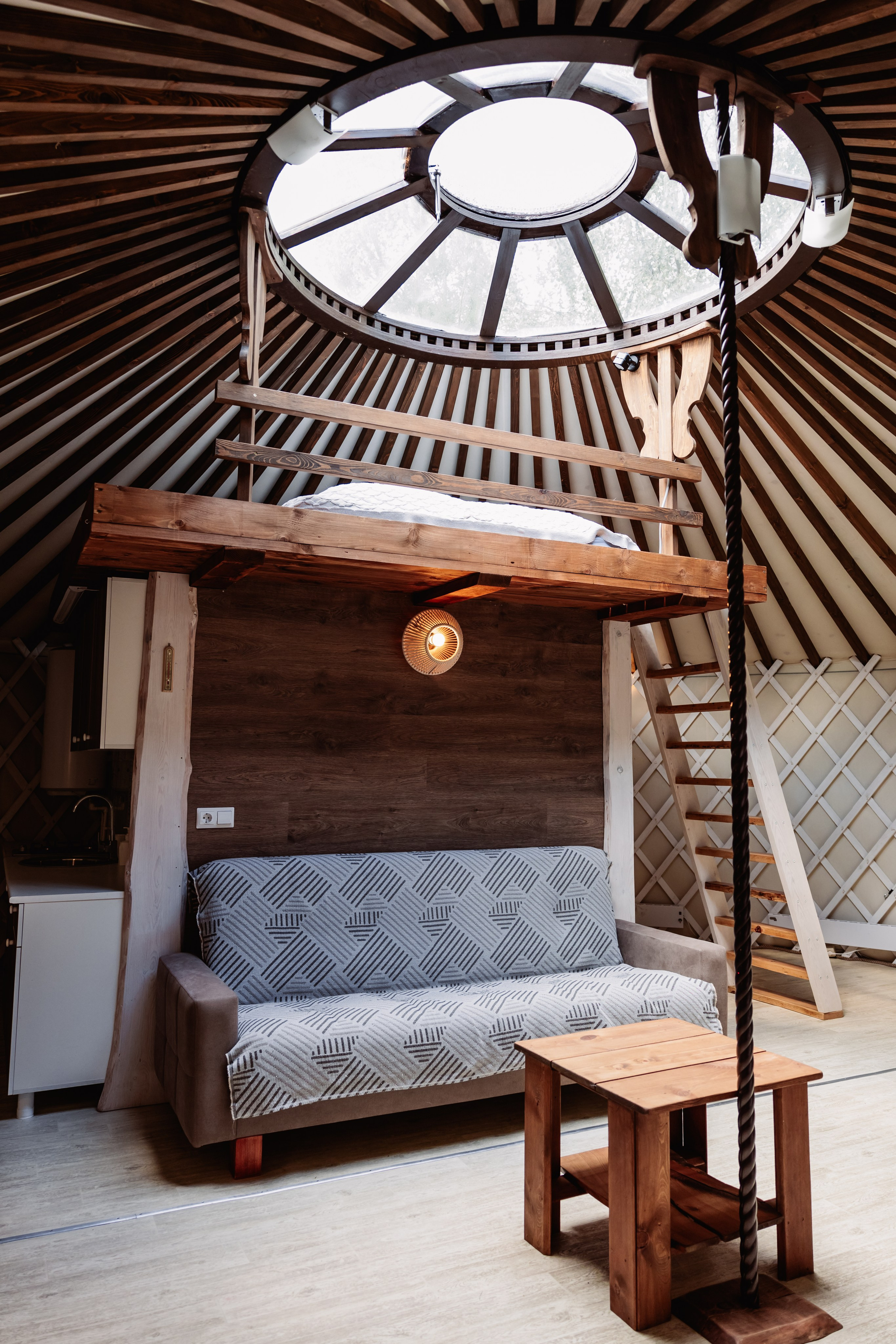 БЕРЕЗКА ВИЛАДЖ | Глэмпинг в Коломне | Юрта «Лесная». ФОТОГРАФ ИРИНА ШАМАТАВА