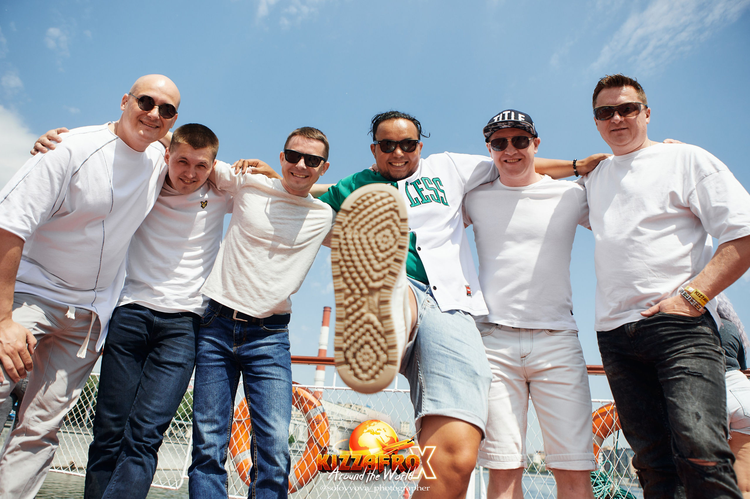 Boat party. Свадебный фотограф