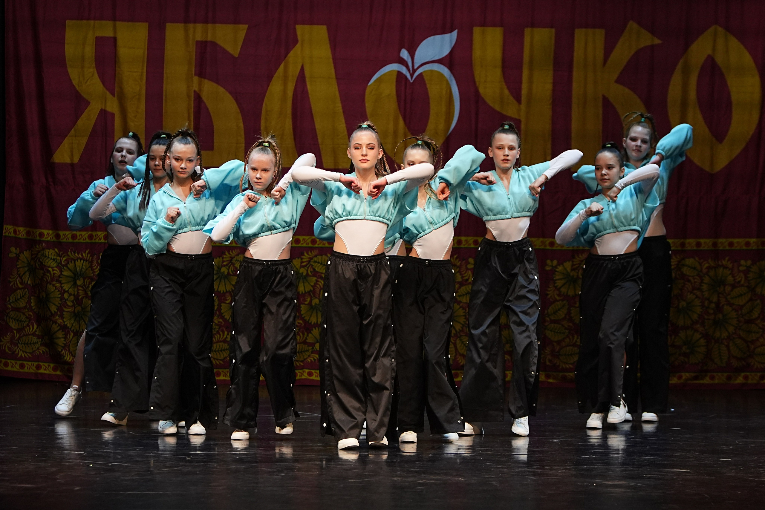 5 апреля, блок 2, г. Тверь. Золотое яблочко