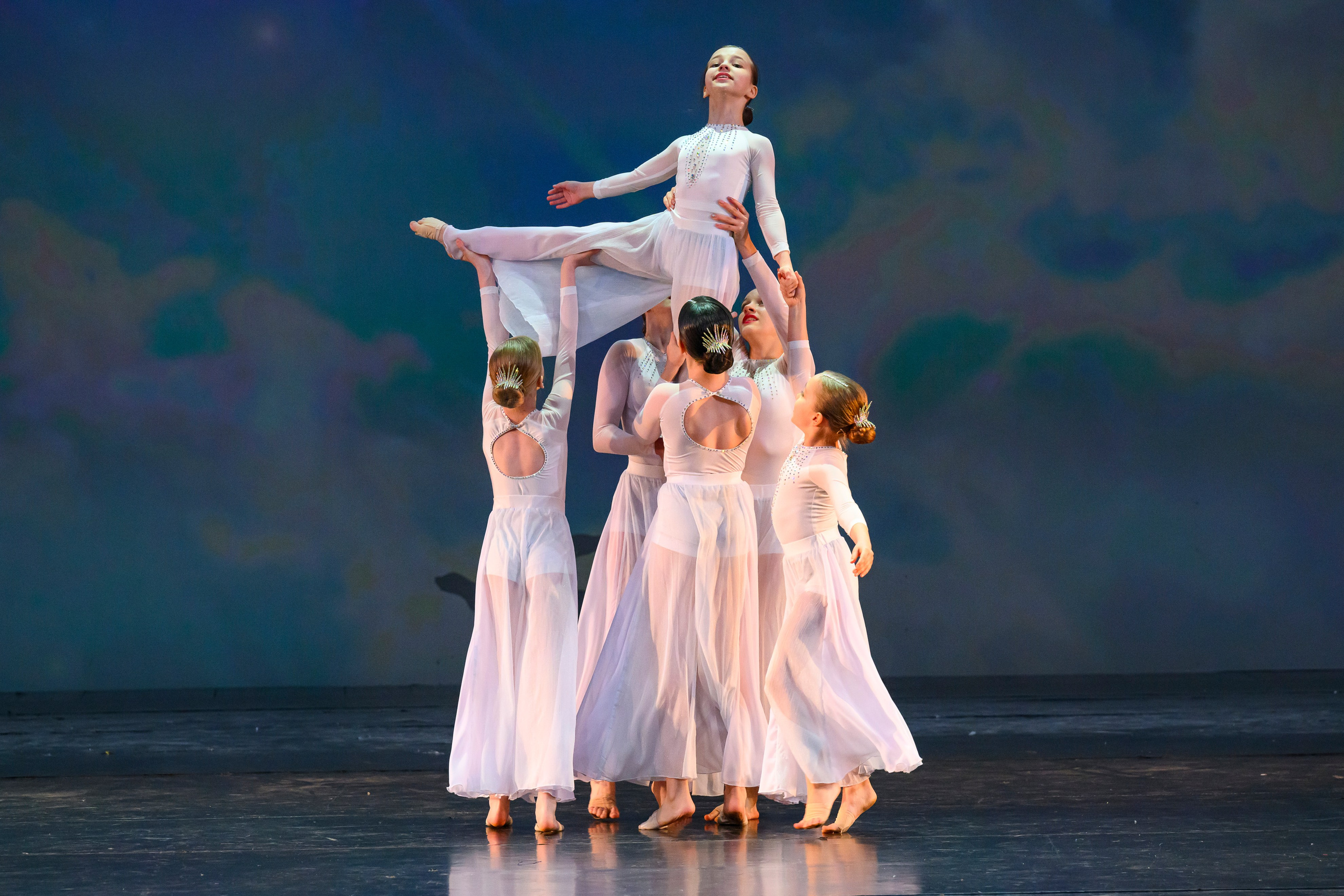 23 апреля, часть 1, БКЗ Октябрьский, г. Санкт-Петербург. Золотое яблочко