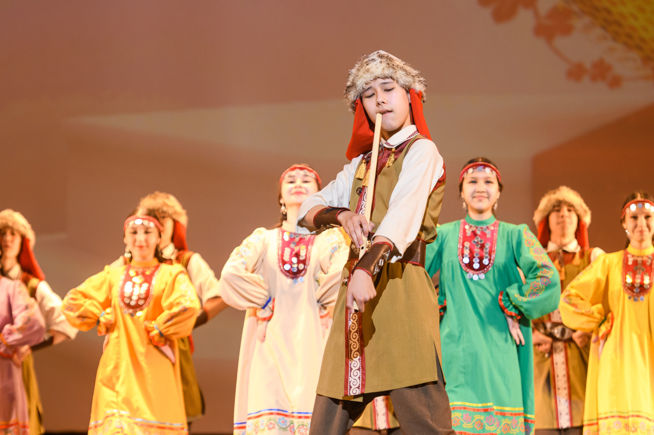 23 апреля, часть 1, БКЗ Октябрьский, г. Санкт-Петербург. Золотое яблочко