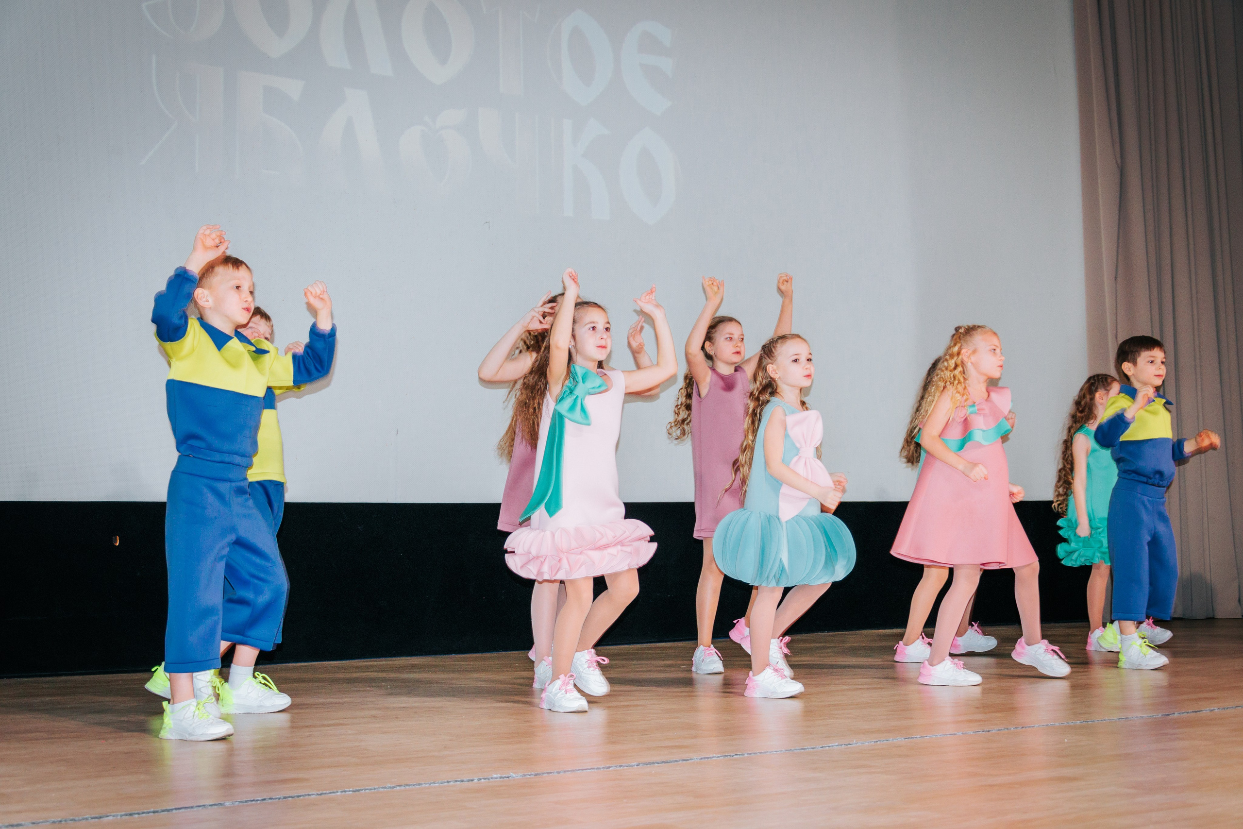 16 марта, г. Суздаль. Золотое яблочко